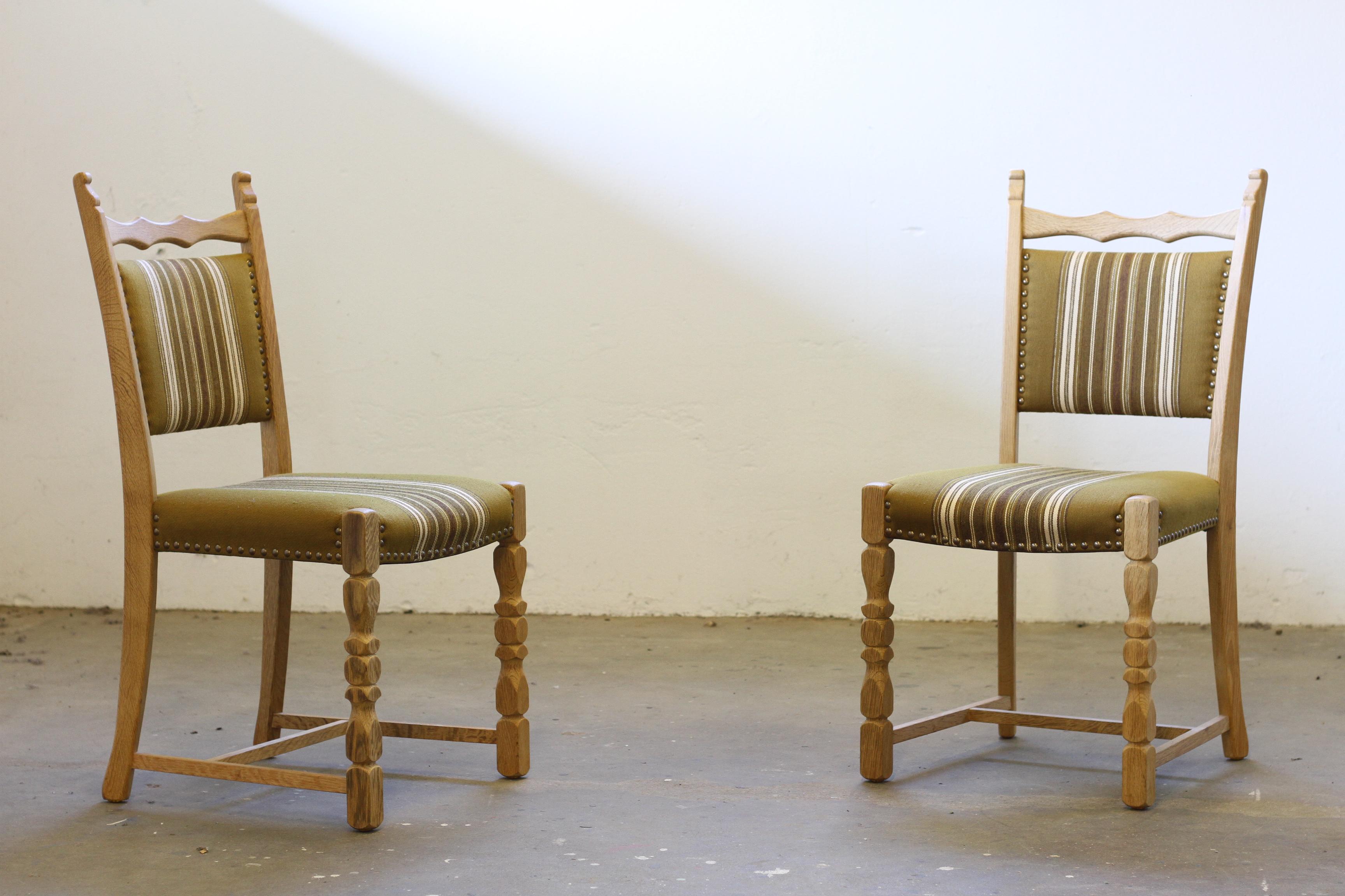 Sedie da pranzo moderne danesi Brualist in Oak nello stile di Henning Kjærnulf, anni '60 in vendita 4