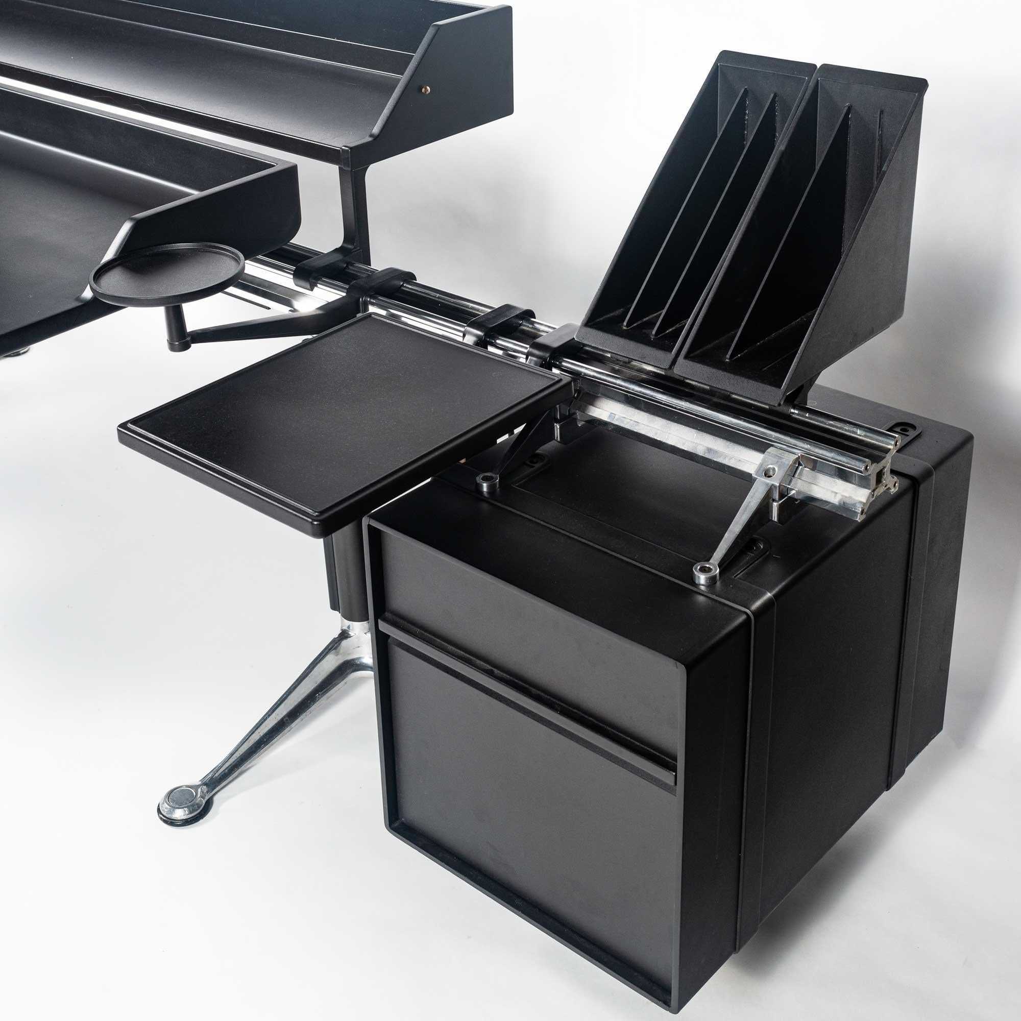 North American Bruce Burdick for Herman Miller Executive Modular Desk