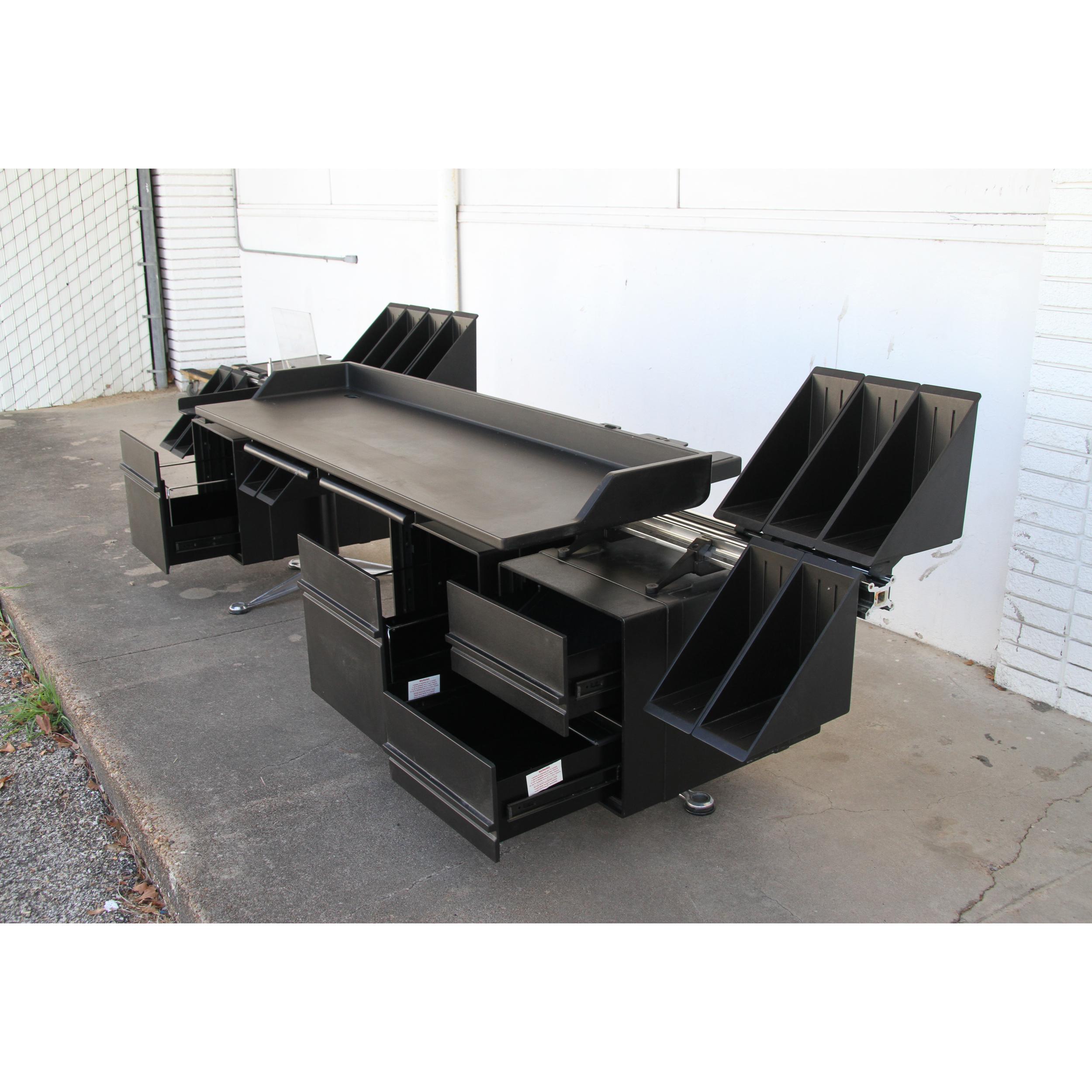 Bruce Burdick for Herman Miller Executive Modular Desk 2