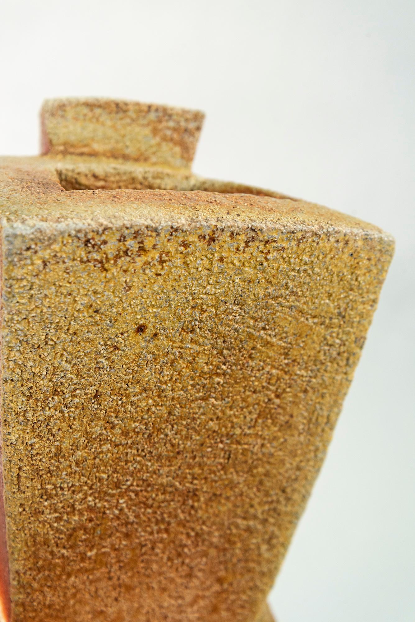 Vaso impilato Wood Fired - scultura astratta, smaltata, in ceramica, vaso in vendita 8
