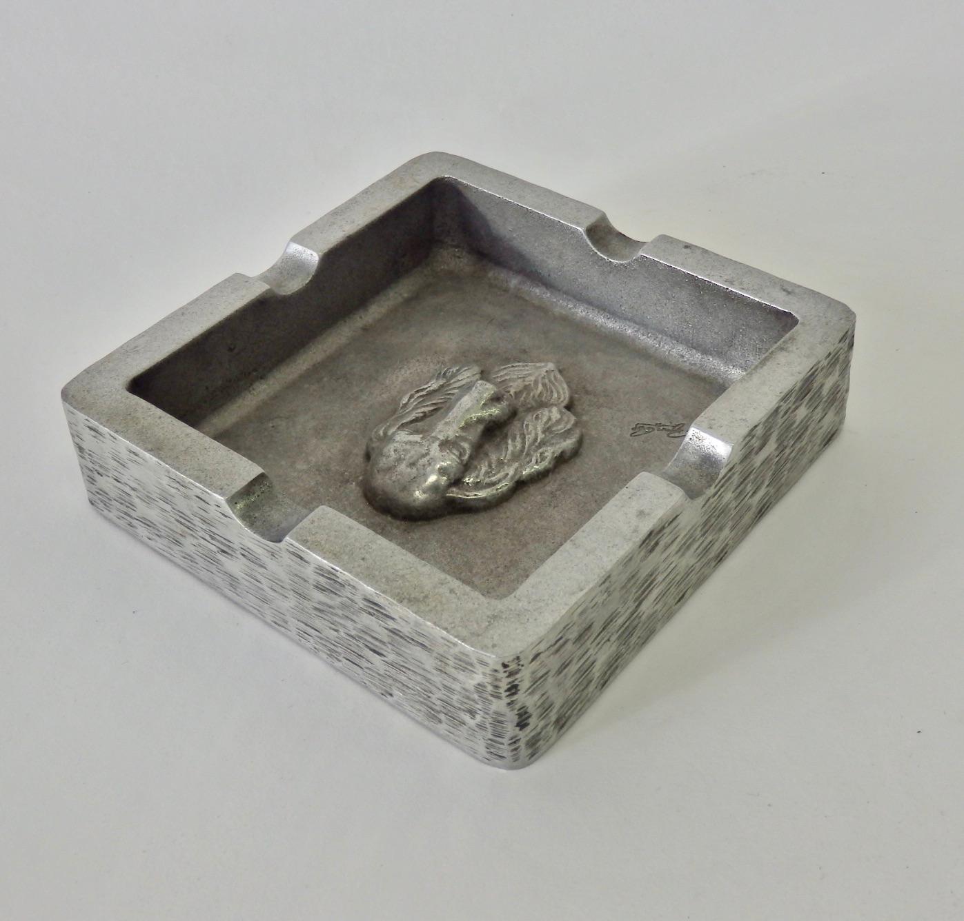 aluminum ash tray