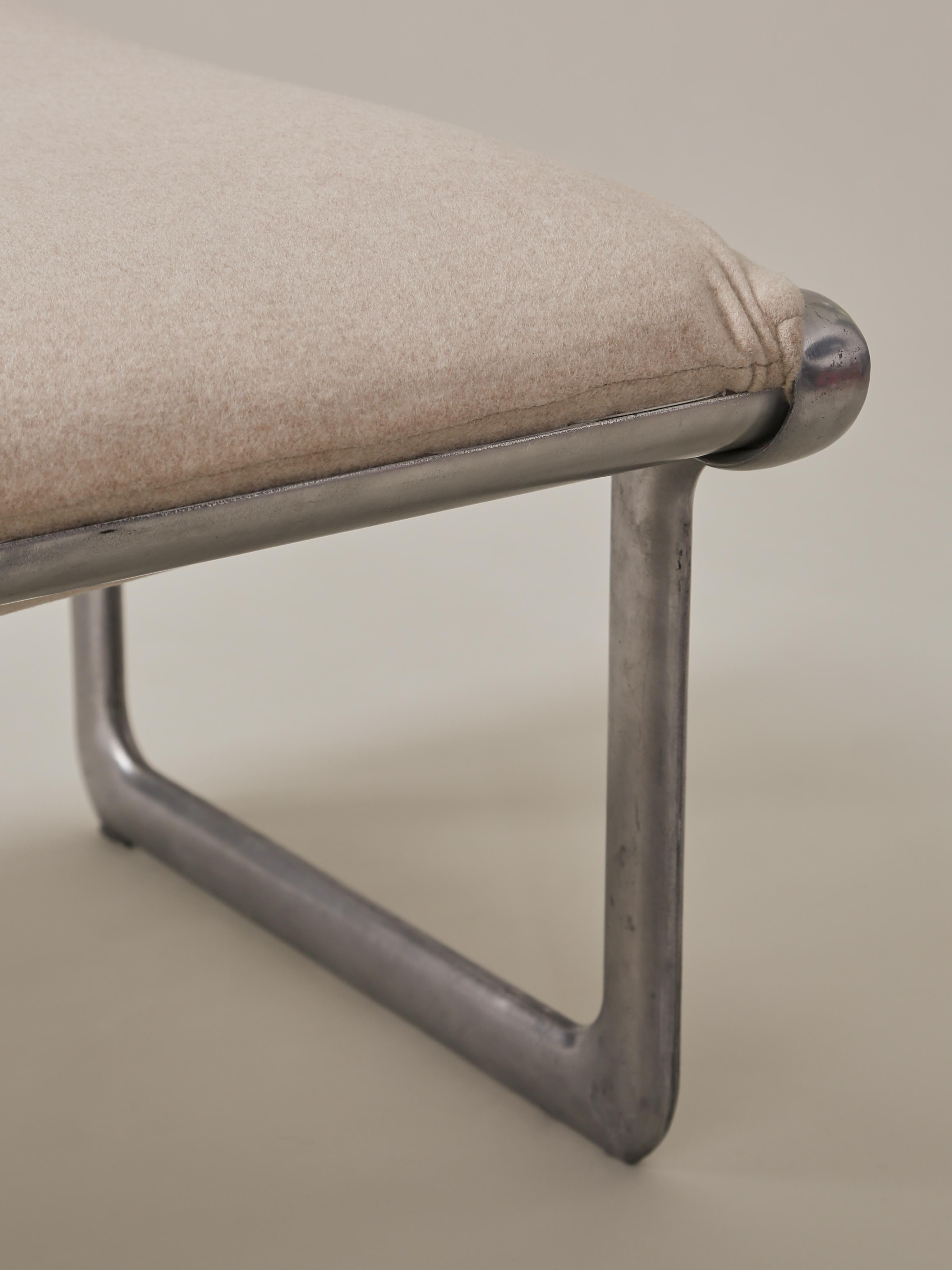 Late 20th Century Bruce Hannah and Andrew Morrison for Knoll Bench in Bone Cashmere