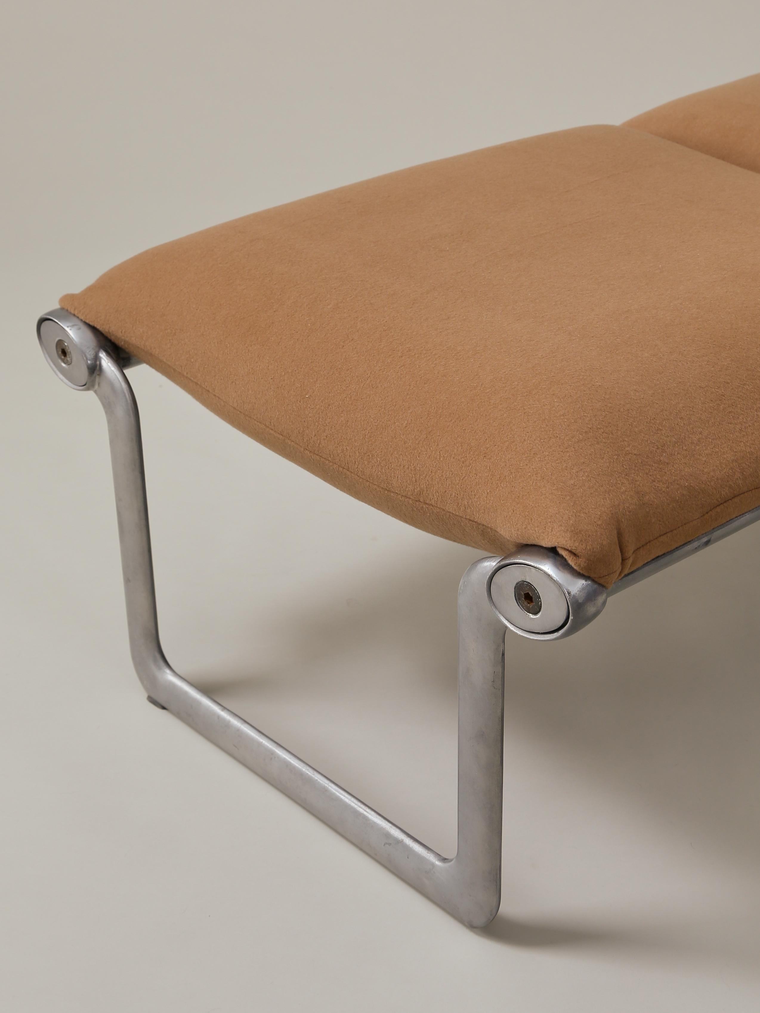 Late 20th Century Bruce Hannah and Andrew Morrison for Knoll Bench in Camel Cashmere