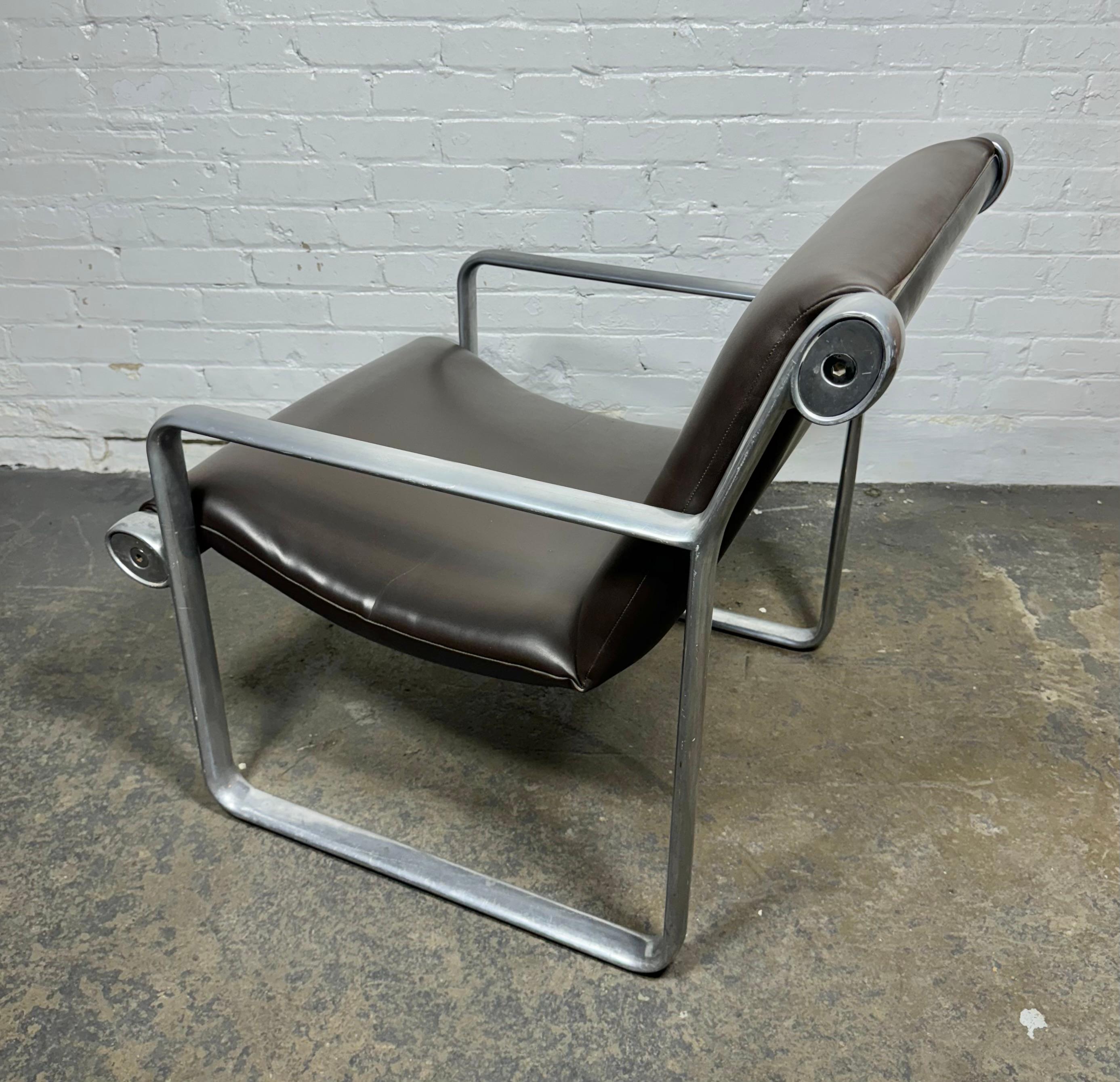 Bruce Hannah & Andrew Morrison Sling / aluminum armchair for Knoll 1970 In Good Condition For Sale In Buffalo, NY