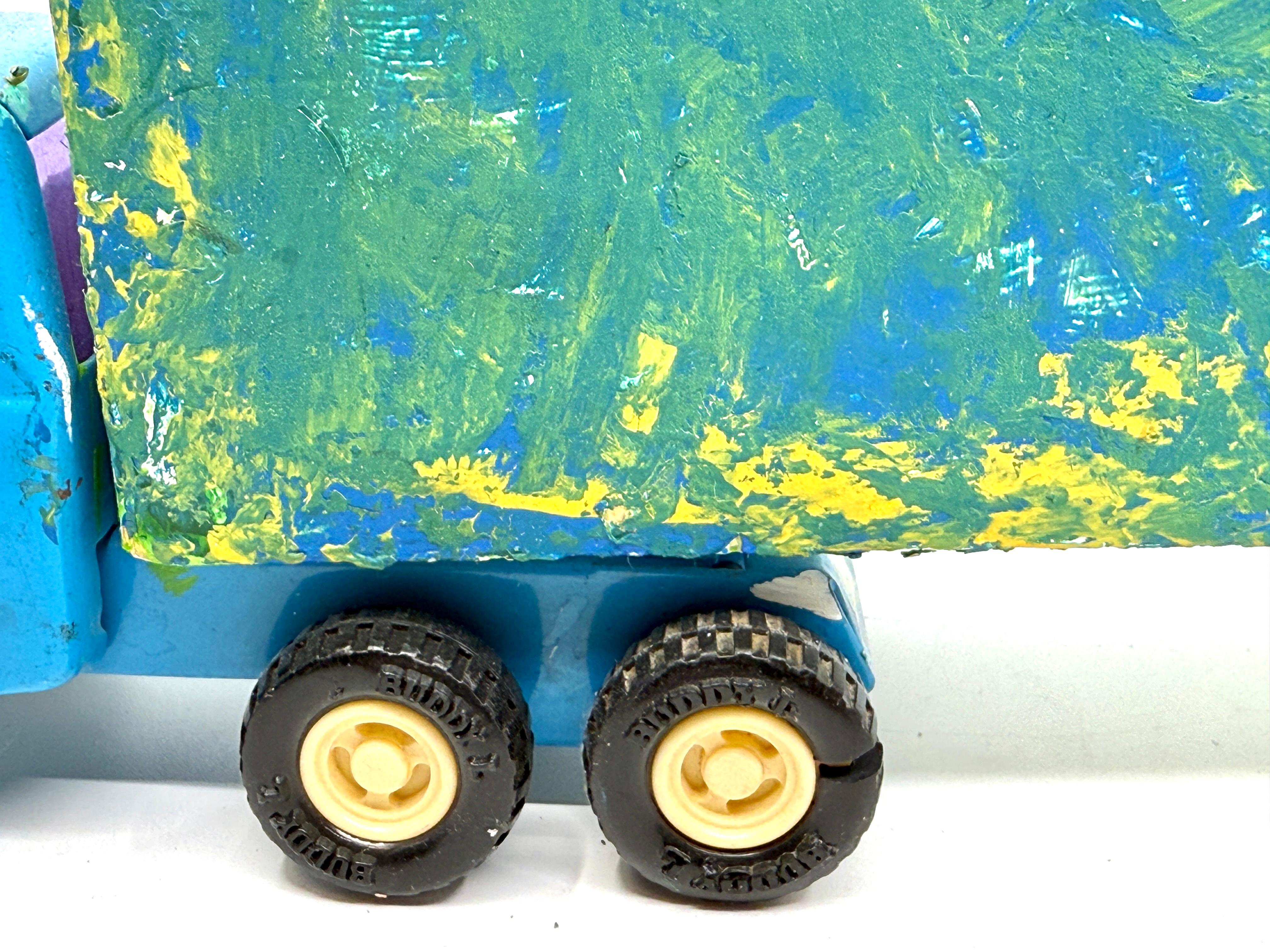 Plastique Sculpture de camion de Bruce Houston en vente