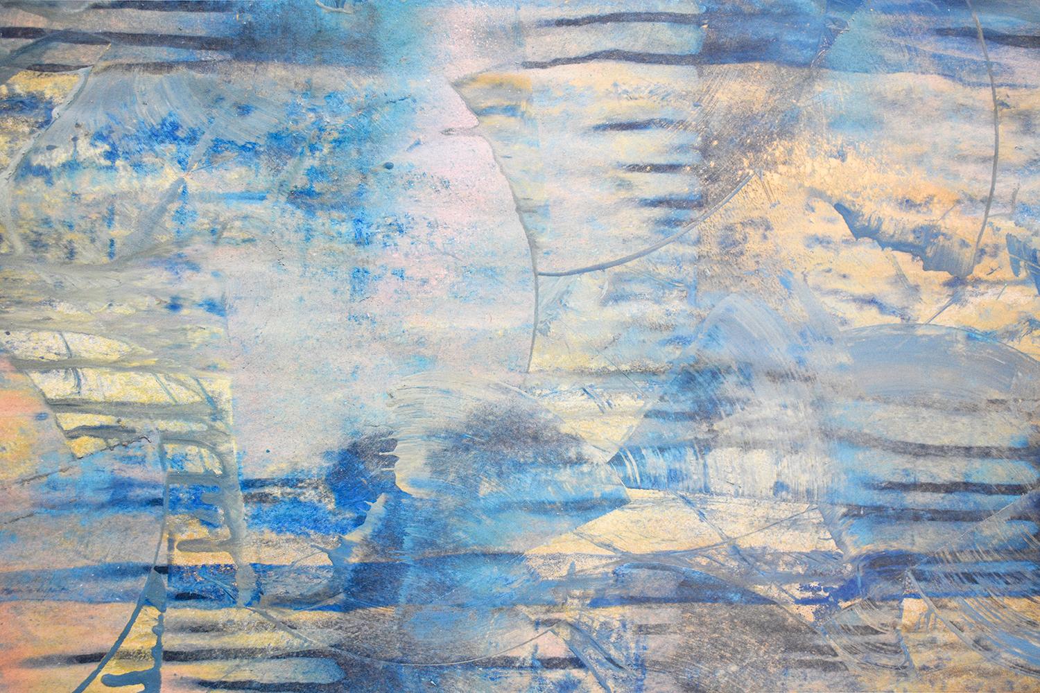 Unsolving of Illusion (peinture expressionniste abstraite en bleu et or clair) - Art de Bruce Murphy