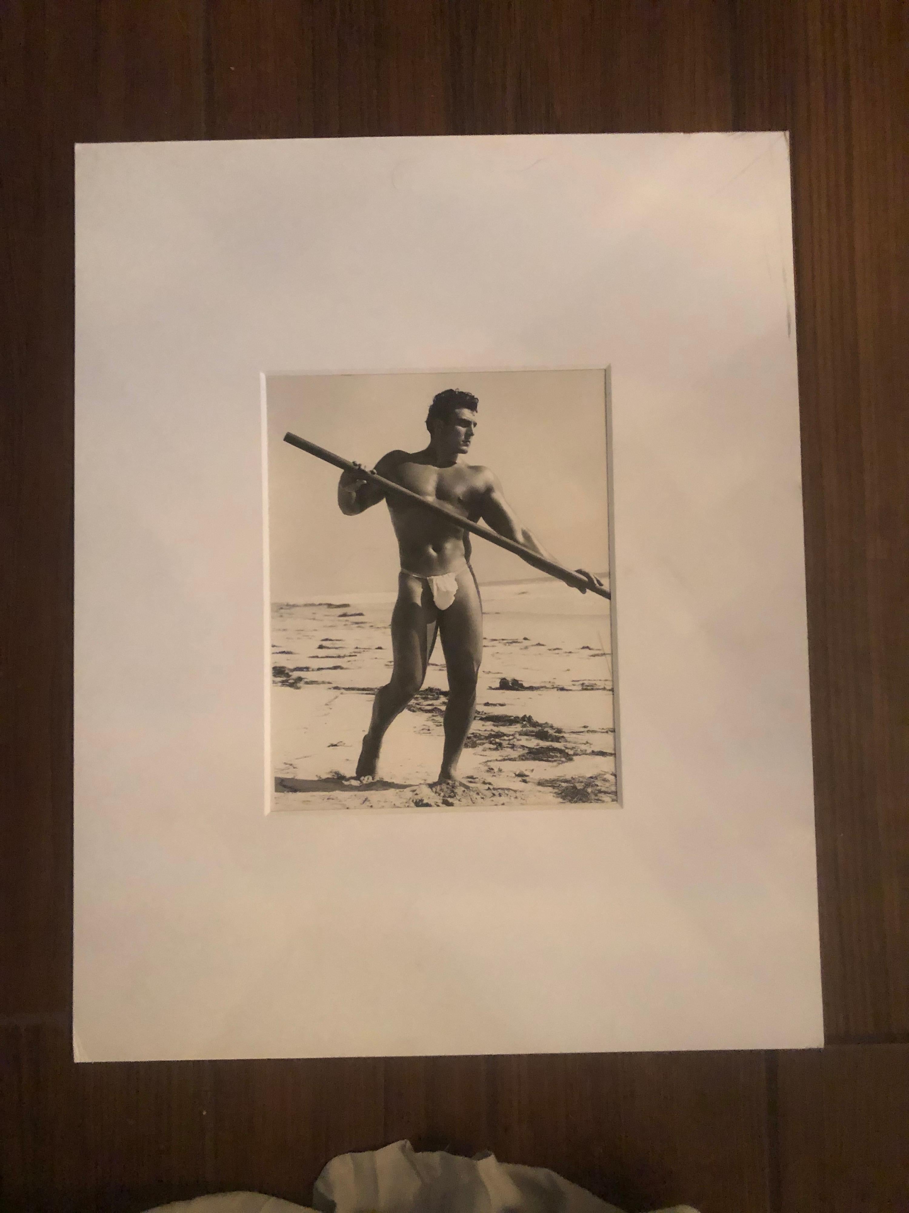 Original männliche Physique-Fotografie von Bruce Bellas, 1950er Jahre (amerikanisch) im Angebot