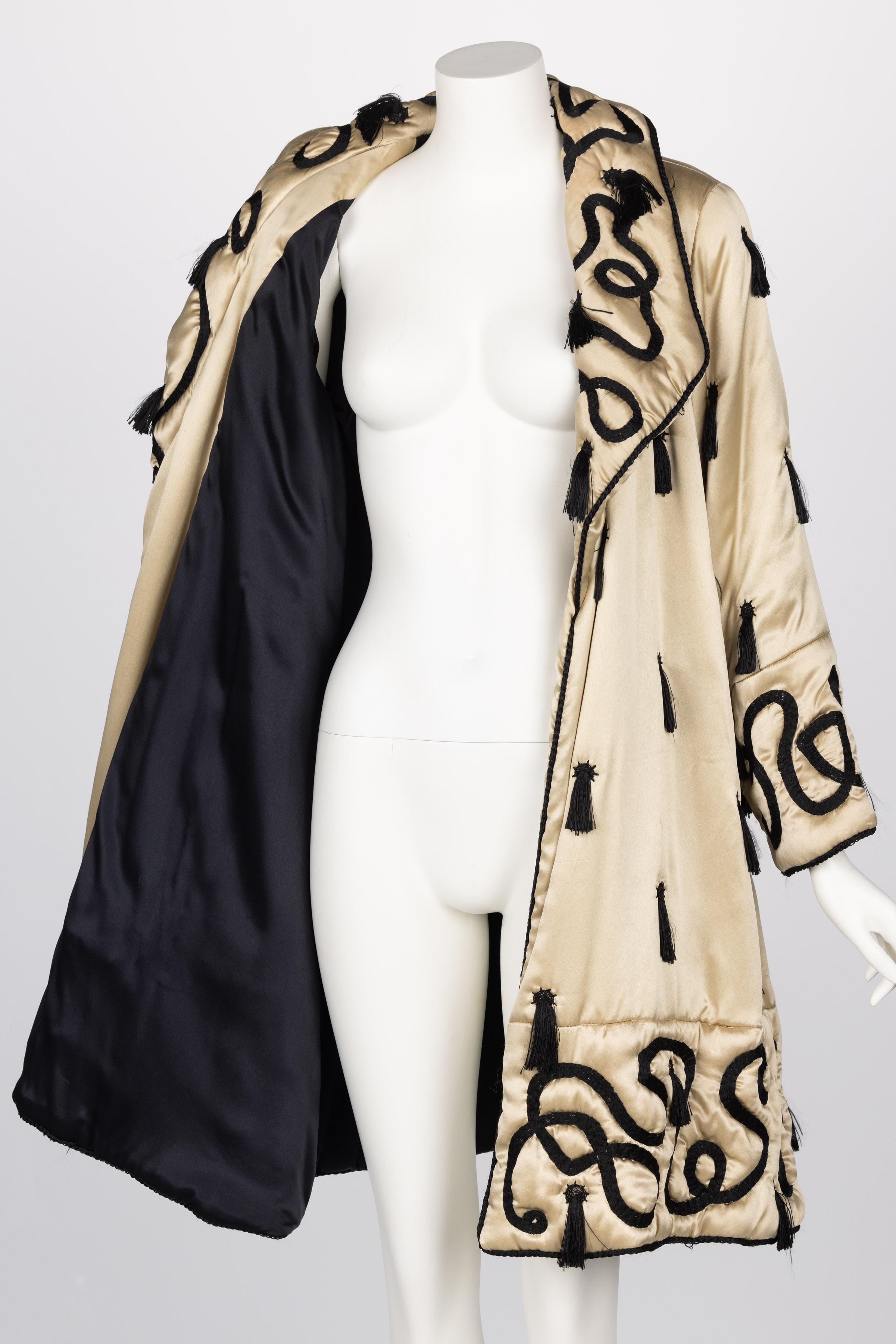 Bruce Oldfield Couture Champagne Silk Tassel Evening Coat In Excellent Condition In Boca Raton, FL