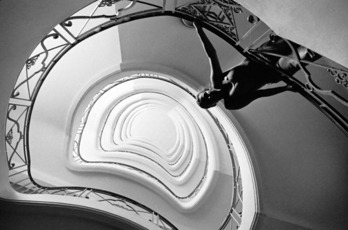 Black and White Photograph Bruce Pittman - Mystique 