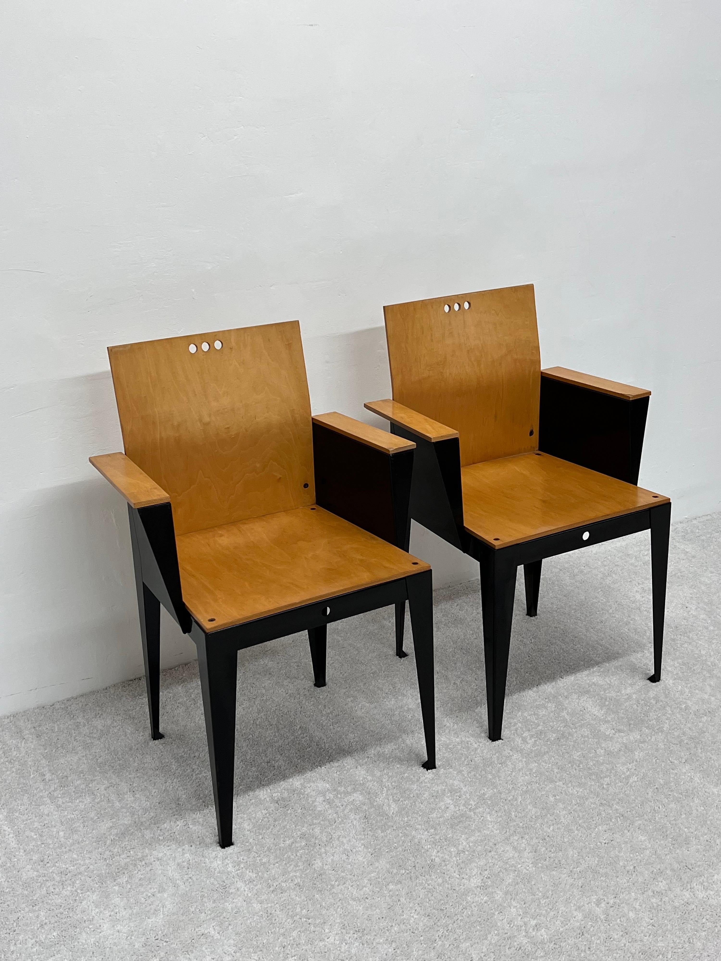 Postmoderne Paire de fauteuils Li de Bruce Sienkowski pour Charlotte, États-Unis 1991 en vente
