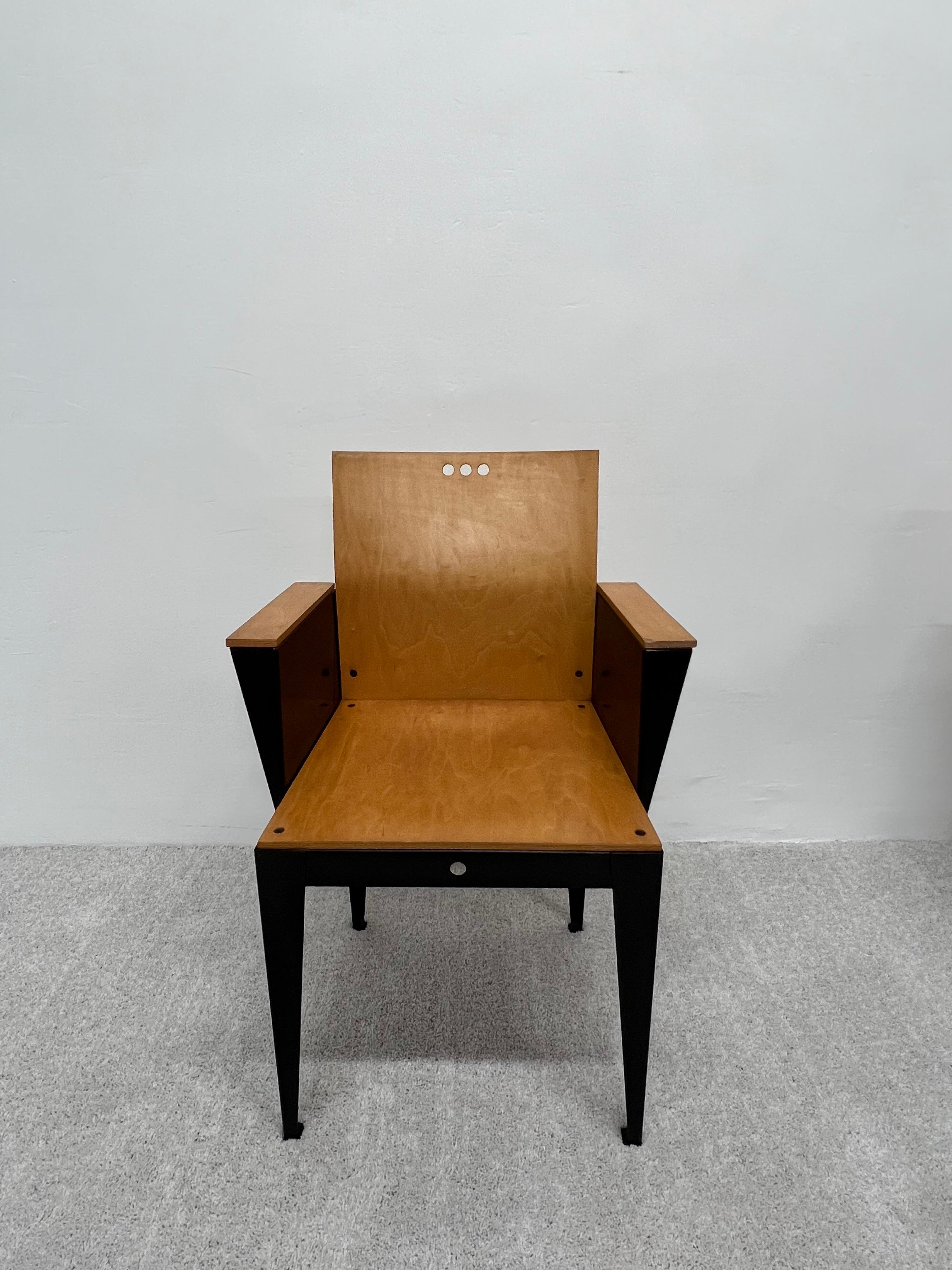 Américain Paire de fauteuils Li de Bruce Sienkowski pour Charlotte, États-Unis 1991 en vente
