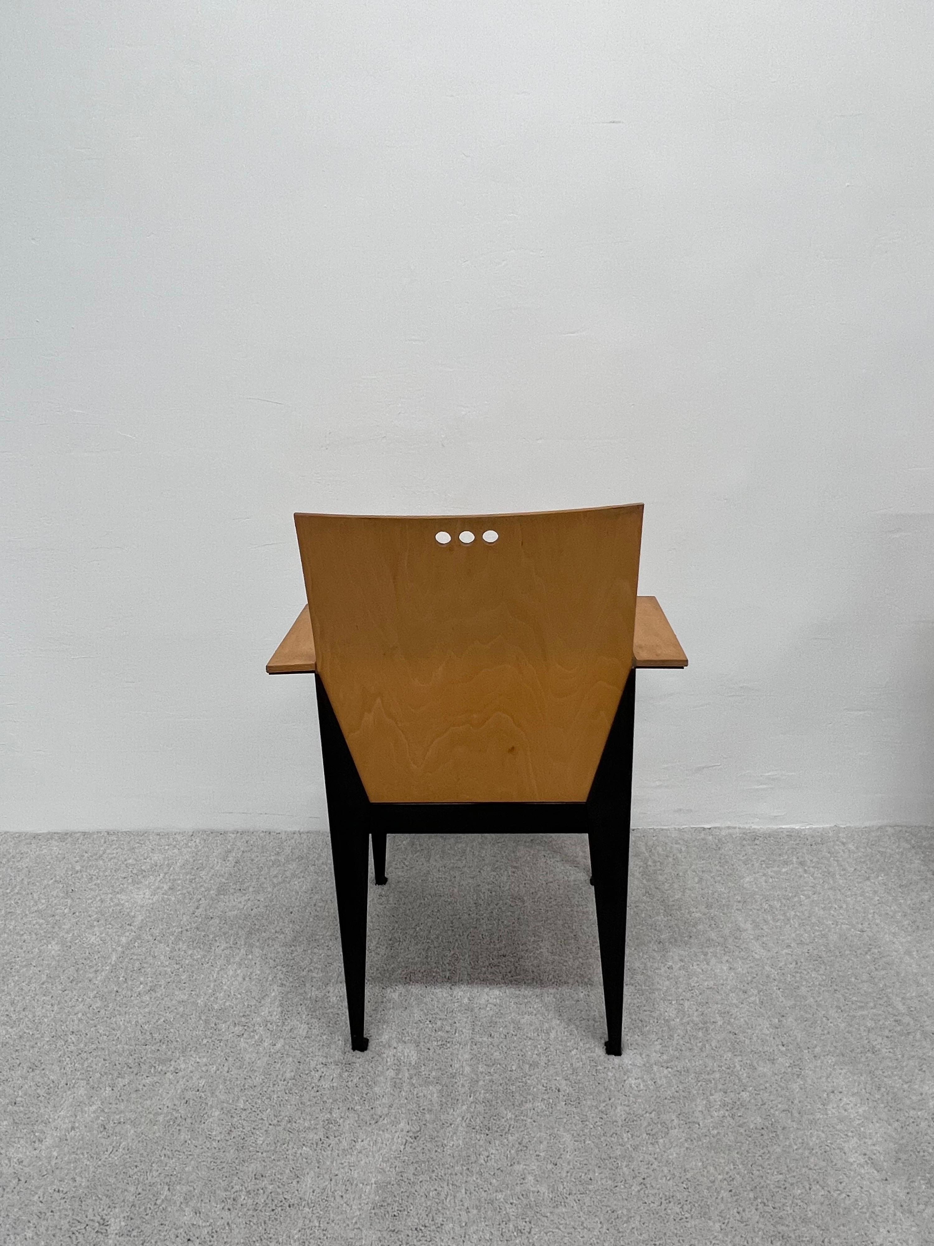 20ième siècle Paire de fauteuils Li de Bruce Sienkowski pour Charlotte, États-Unis 1991 en vente