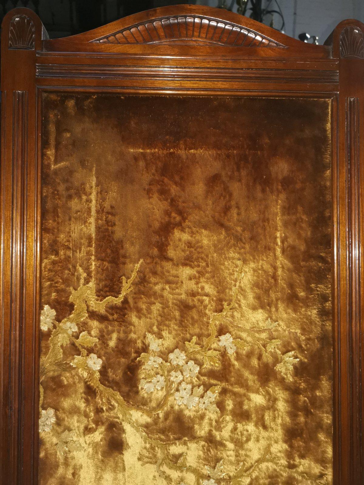 Gillows attr, An Aesthetic Movement Three-Fold Screen with Birds Amongst Blossom For Sale 7