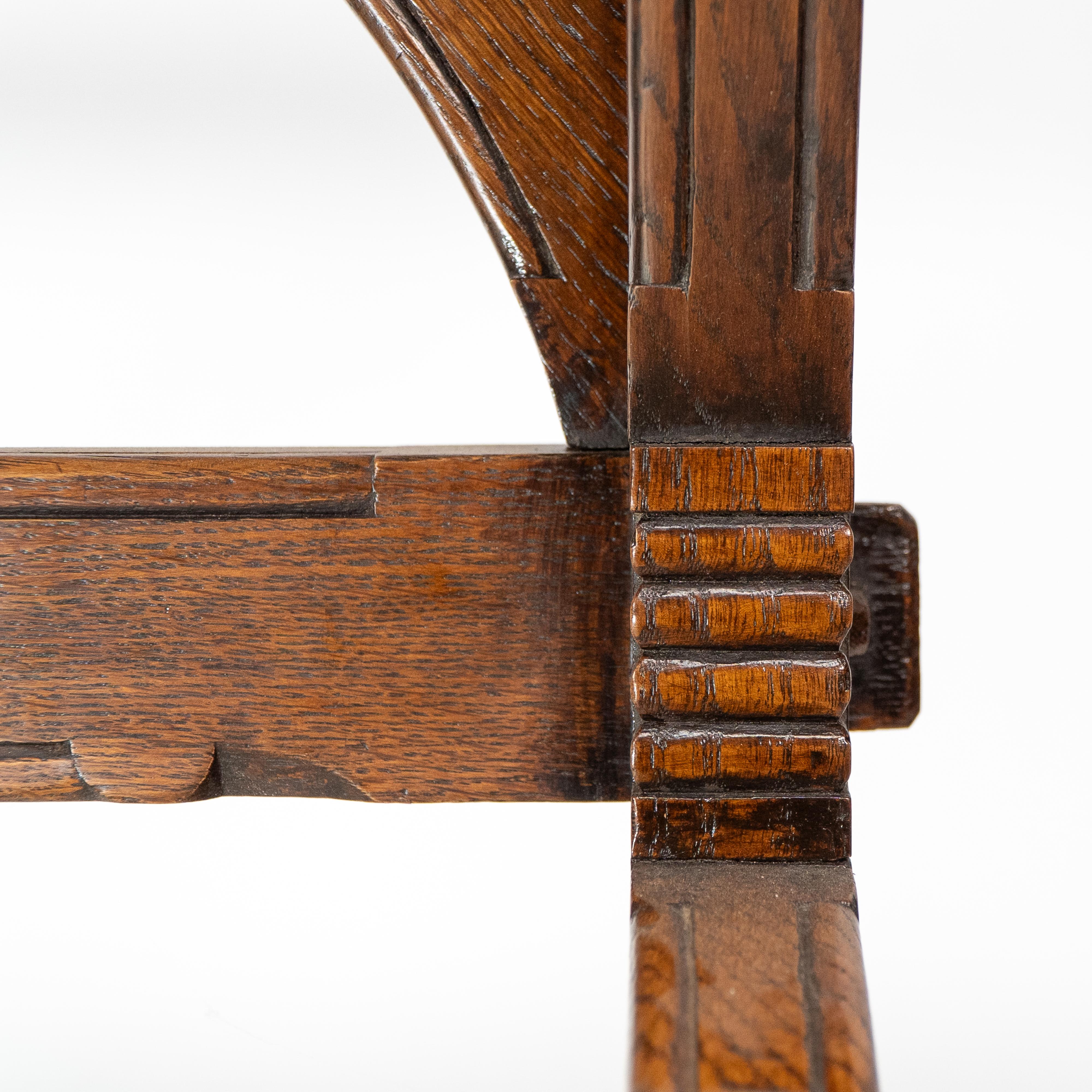 Bruce Talbert attributed for Cox & Sons. A good period Gothic Revival oak desk For Sale 11