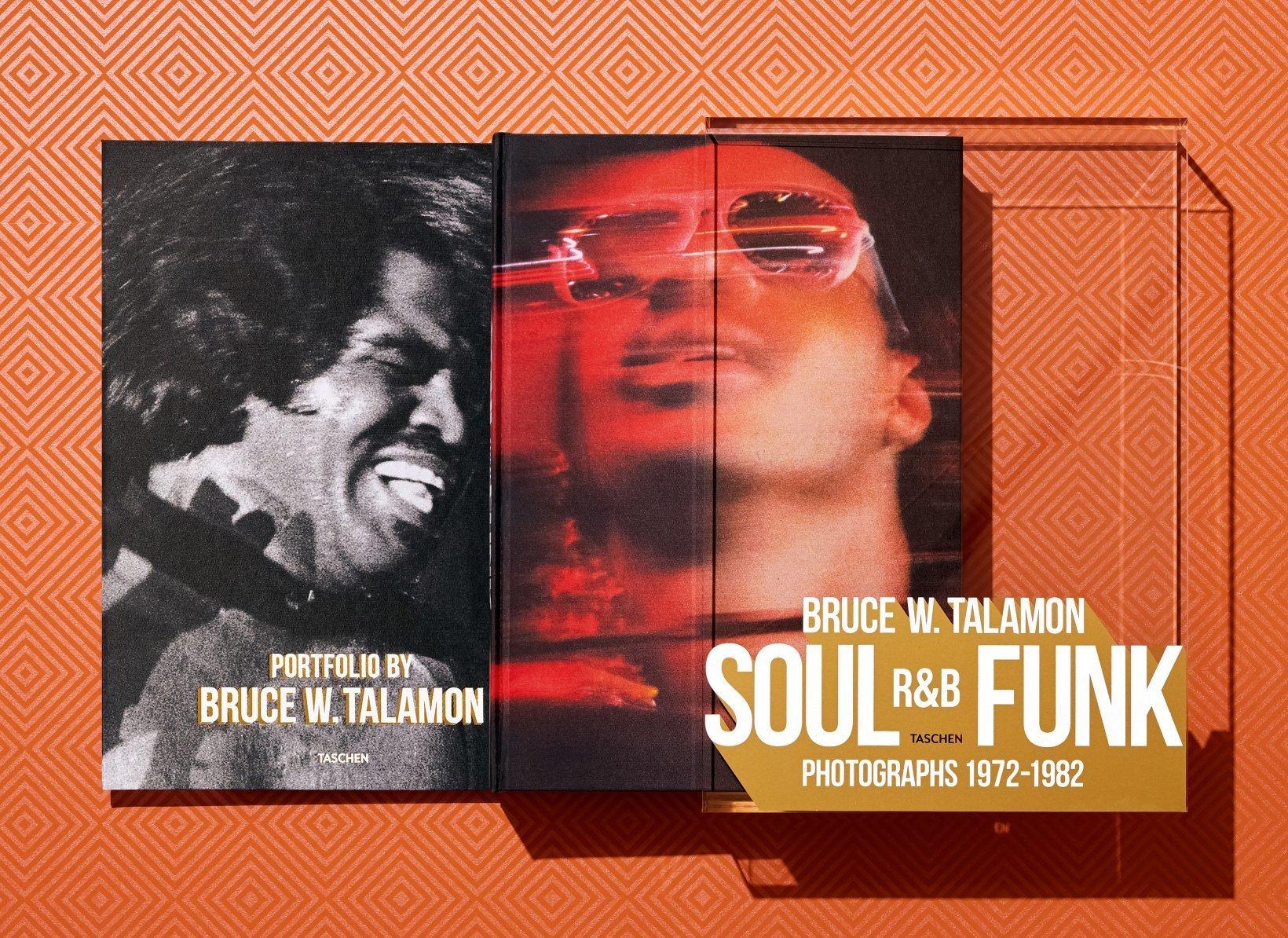 Get down with such legends as Marvin Gaye, Earth Wind & Fire, Stevie Wonder, Donna Summer, The Jacksons, Diana Ross, James Brown, and Chaka Khan in this collection of largely unseen images from the golden age of soul, R&B, and funk. With his unique