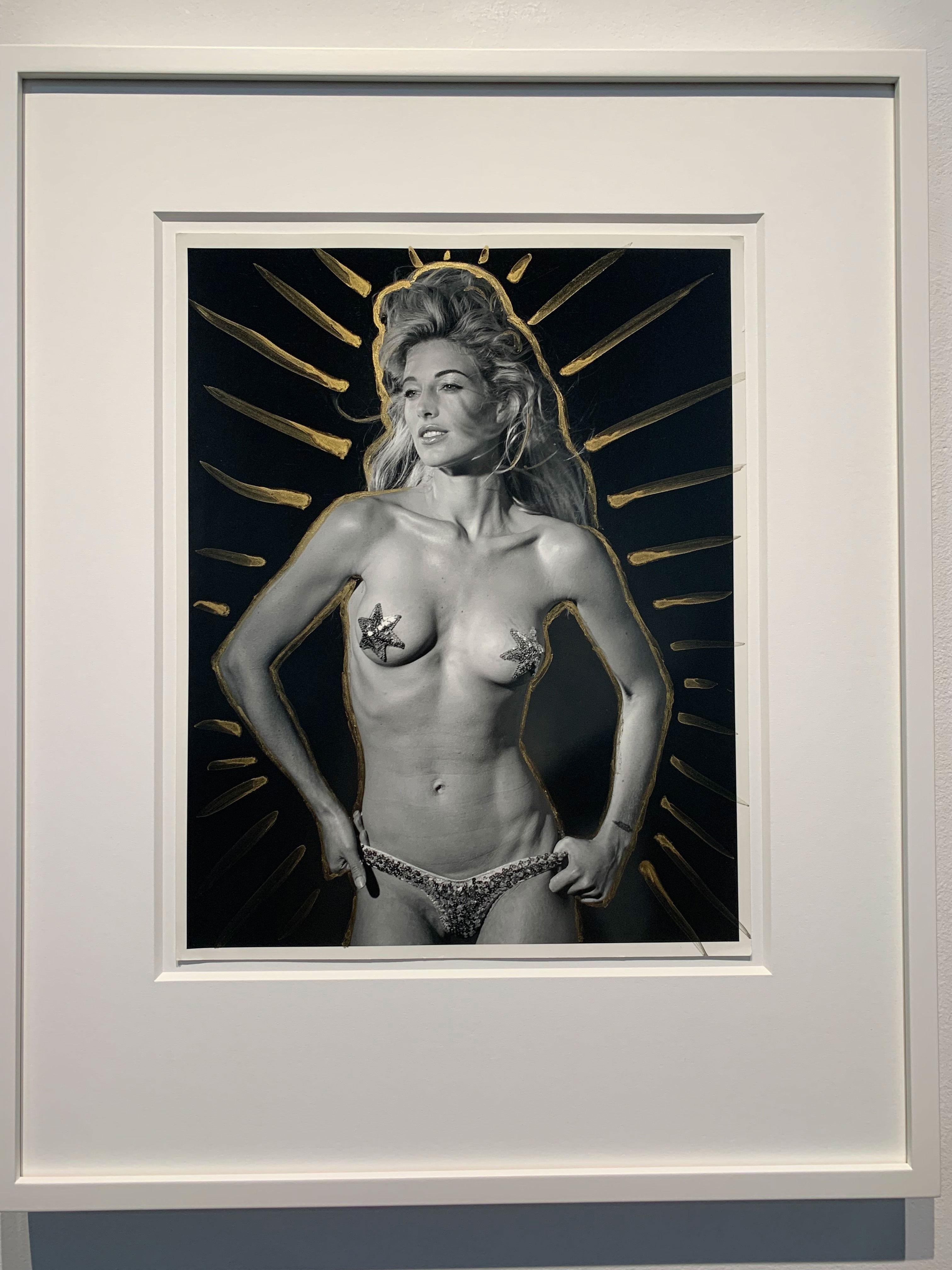 Elaine Irwin Mellencamp, nicht gebürstet mit Goldfarbe, für Pirelli 1998 – Photograph von Bruce Weber