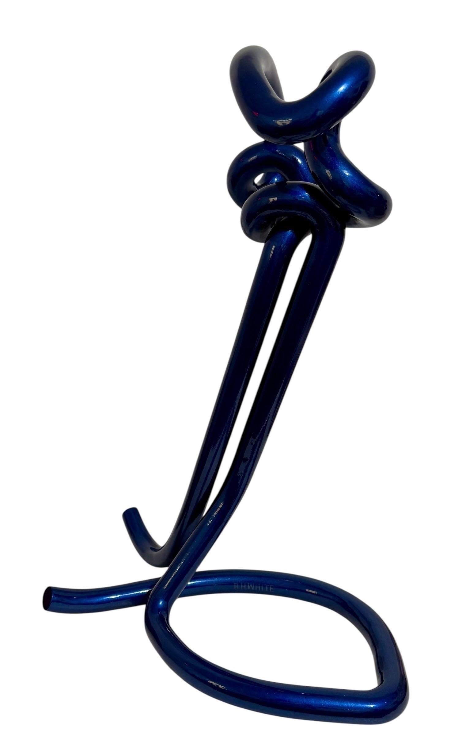 Large Abstract Sculpture Bruce White Outdoor Suitable Steel with Enamel Painting For Sale 2