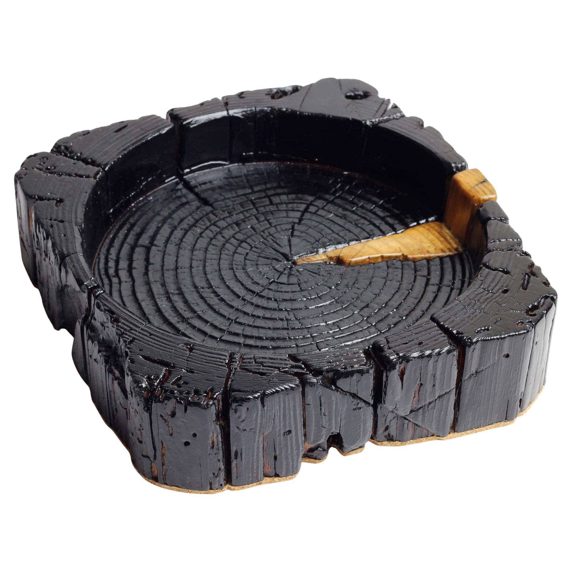 Bruciata Wooden Tray by Gabor Gobi