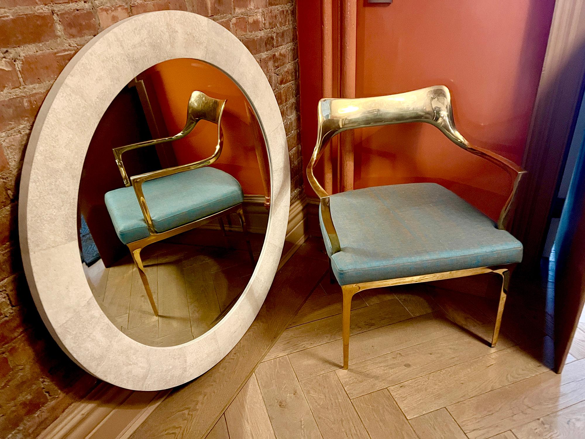 Silla Bruda en Bronce Dorado y Lino de Seda Azul Marino de Elan Atelier EN STOCK en venta 3