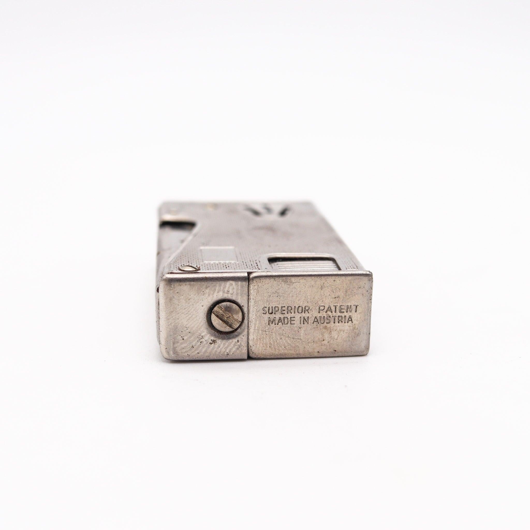 Industriale BRUDER EISERT Austria 1950 Superior Semi Automatic Squeeze Lighter In Chromed in vendita