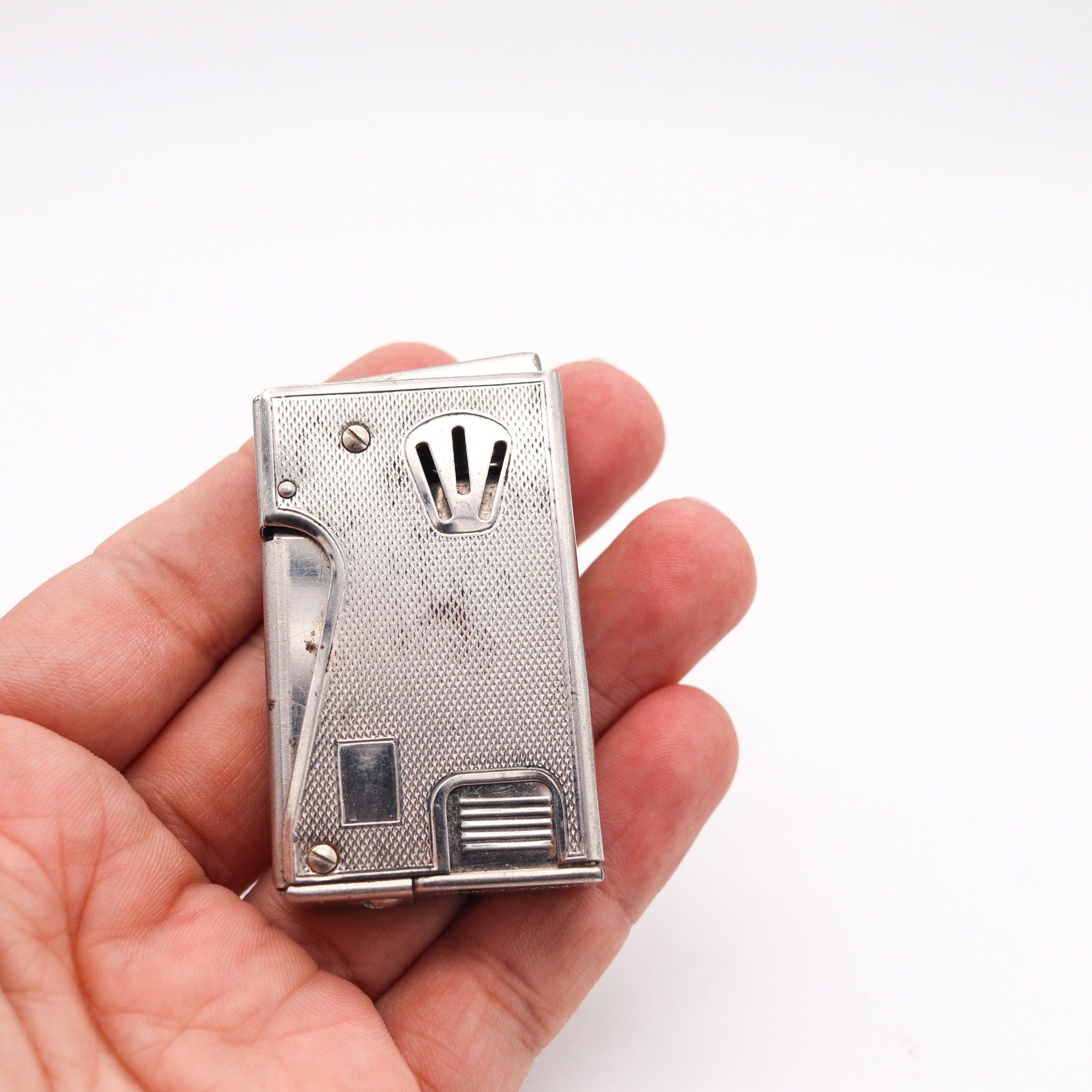 BRUDER EISERT Austria 1950 Superior Semi Automatic Squeeze Lighter In Chromed in vendita 1