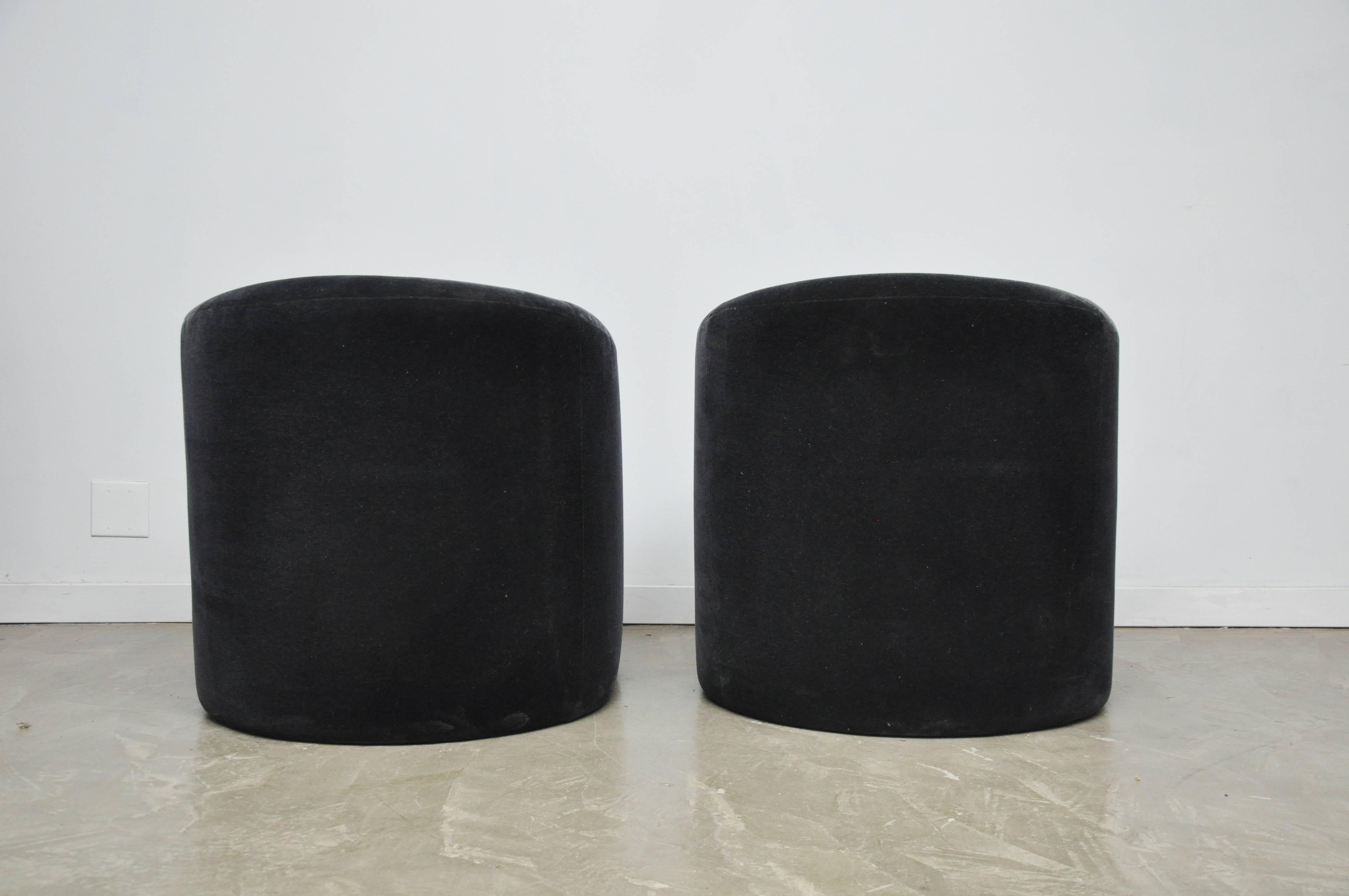 Brueton Barrel Lounge Chairs in Black Mohair In Excellent Condition In Chicago, IL