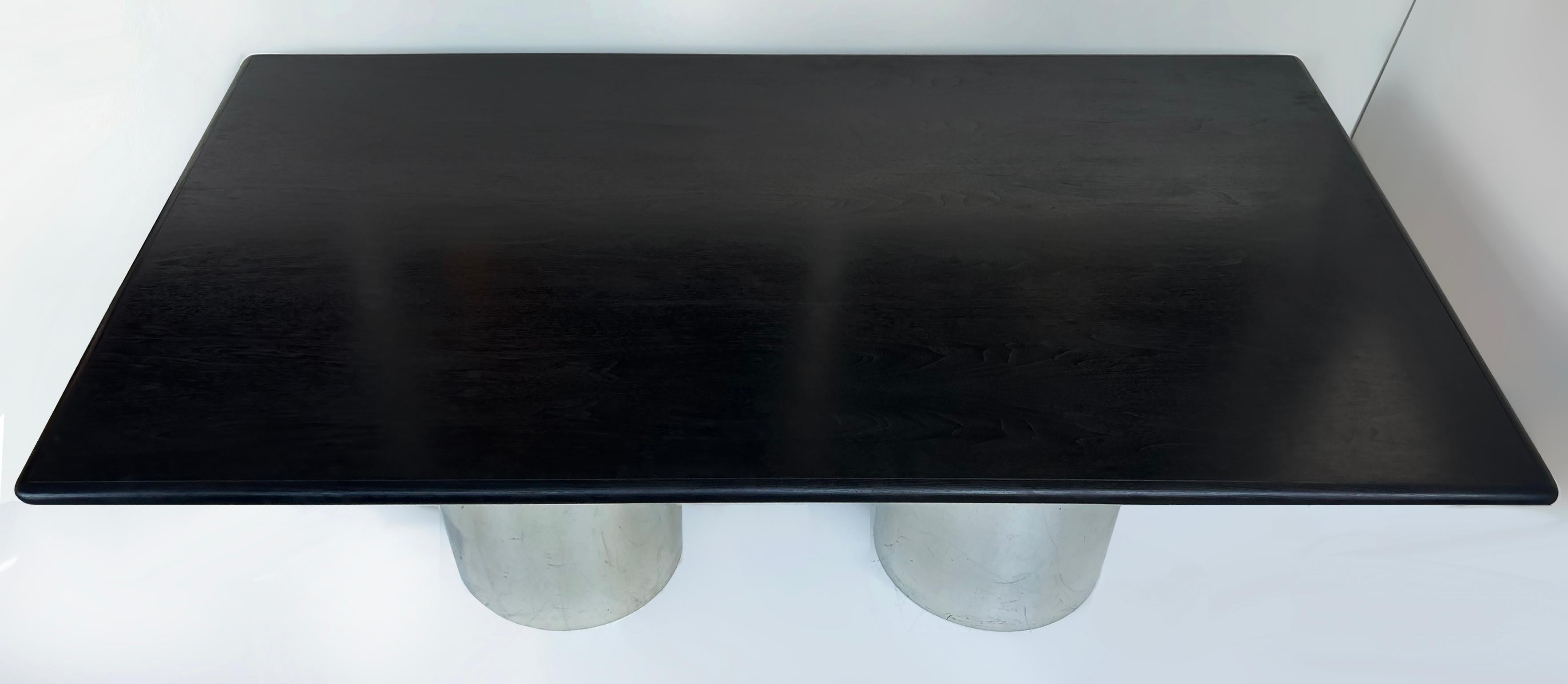 Minimaliste Brueton 
