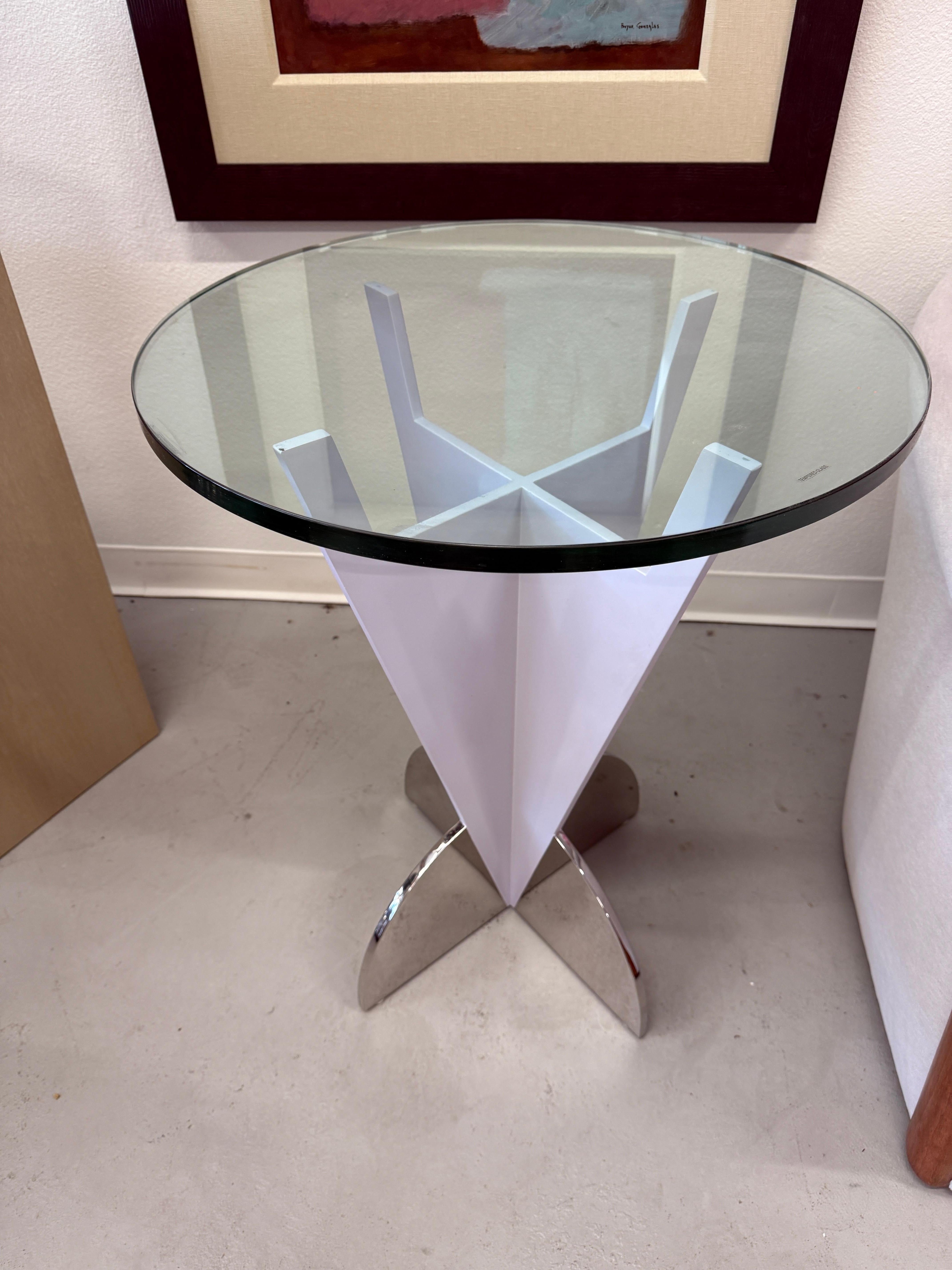 Brueton Glass Topped Enameled Steel Side or End Tables In Good Condition For Sale In Palm Springs, CA