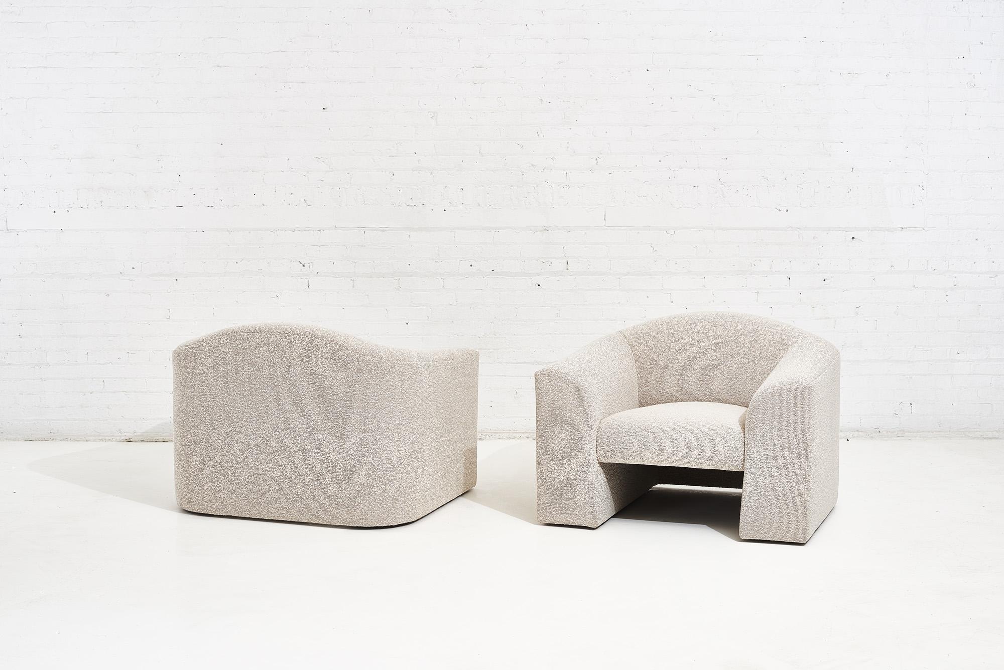 Brayton Lario Lounge Chairs in White Boucle, Circa 1982 In Excellent Condition In Chicago, IL
