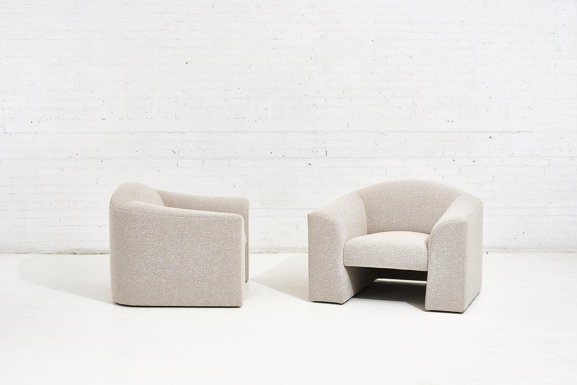 Fabric Brayton Lario Lounge Chairs in White Boucle, Circa 1982