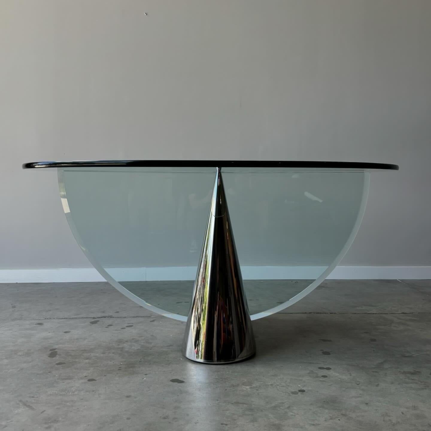 Mesa Pinnacle Brueton Diseñada por J. Wade Beam Posmoderno en venta