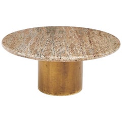 Table basse ronde Brueton à base de laiton et plateau en granit:: 1970