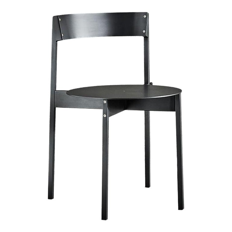 Chaise Brugola noire de Mingardo