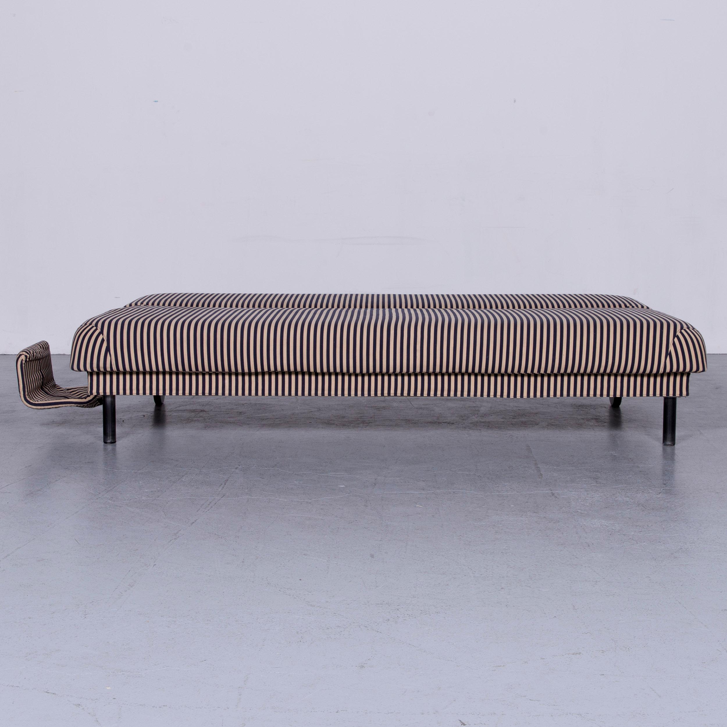 Brühl & Sippold Four-Two Designer Three-Seat Sofa Grey Fabric with Function In Good Condition For Sale In Cologne, DE