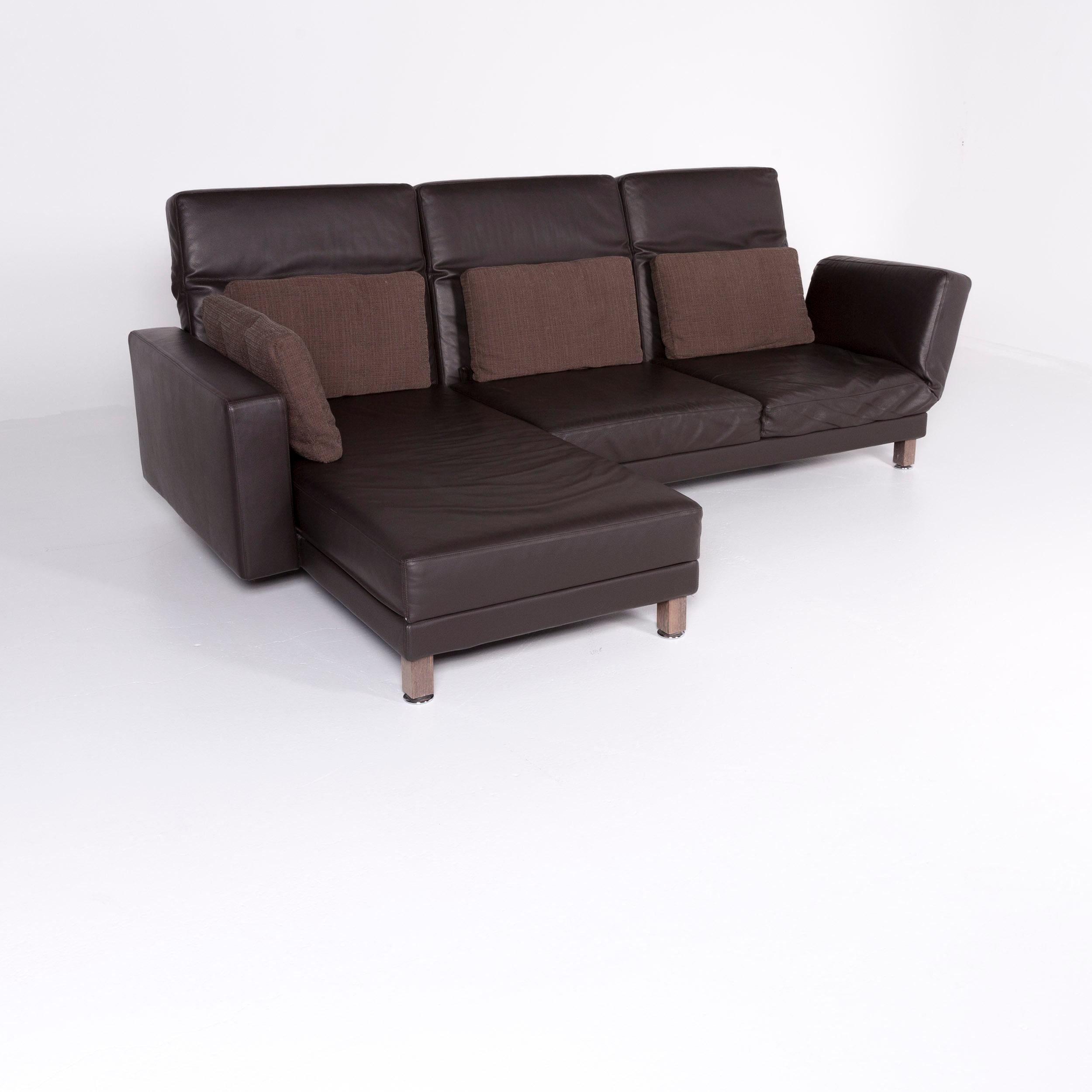 We bring to you a Brühl & Sippold Moule designer leather corner sofa brown genuine leather sofa.

Product measurements in centimeters:

Depth 95
Width 270
Height 93
Seat-height 38
Rest-height 38
Seat-depth 70
Seat-width 225
Back-height