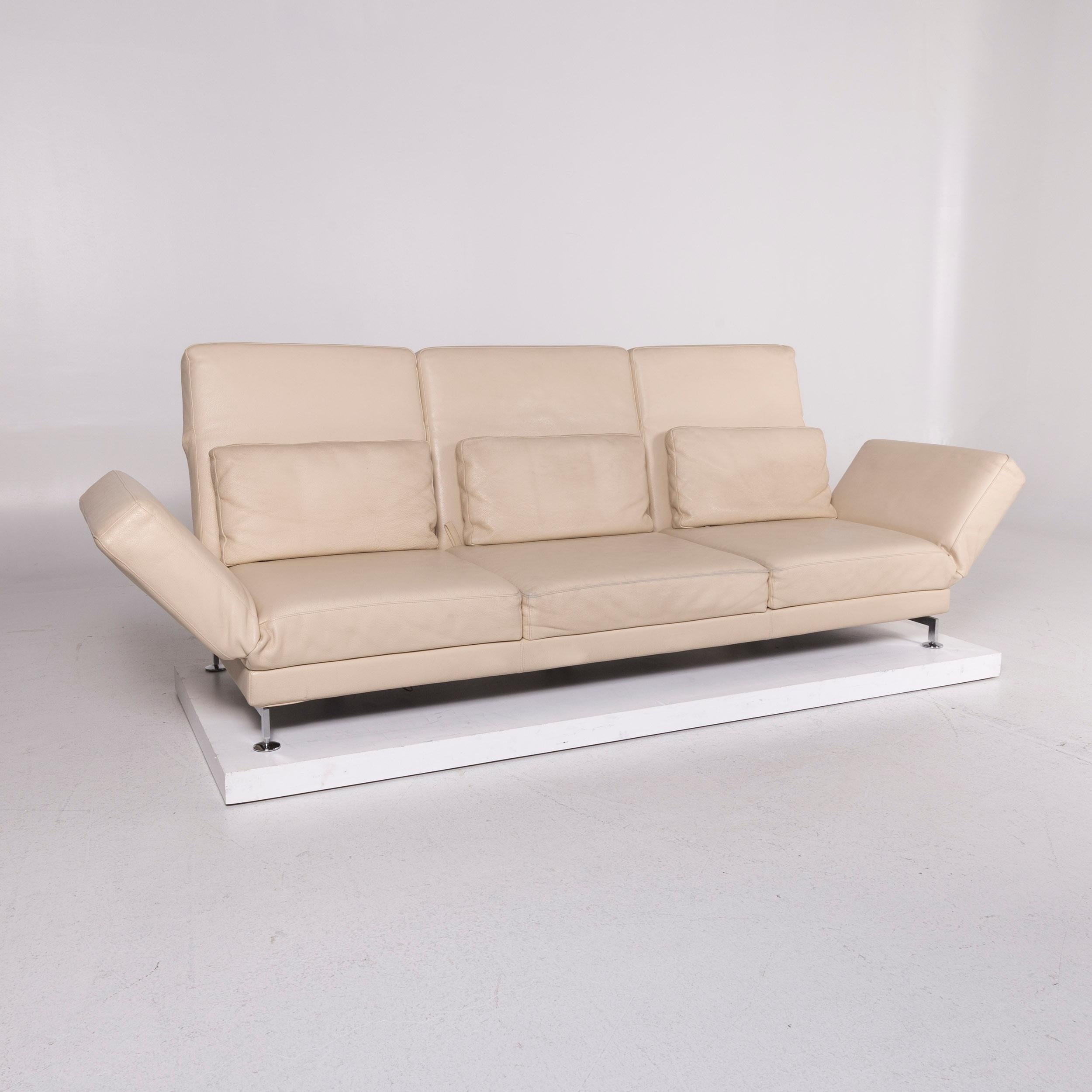 We bring to you a Brühl & Sippold Moule leather sofa beige three-seat relax function couch.
 

Product measurements in centimetres:
 

Depth 91
Width 267
Height 85
Seat-height 39
Rest-height 39
Seat-depth 68
Seat-width 219
Back-height