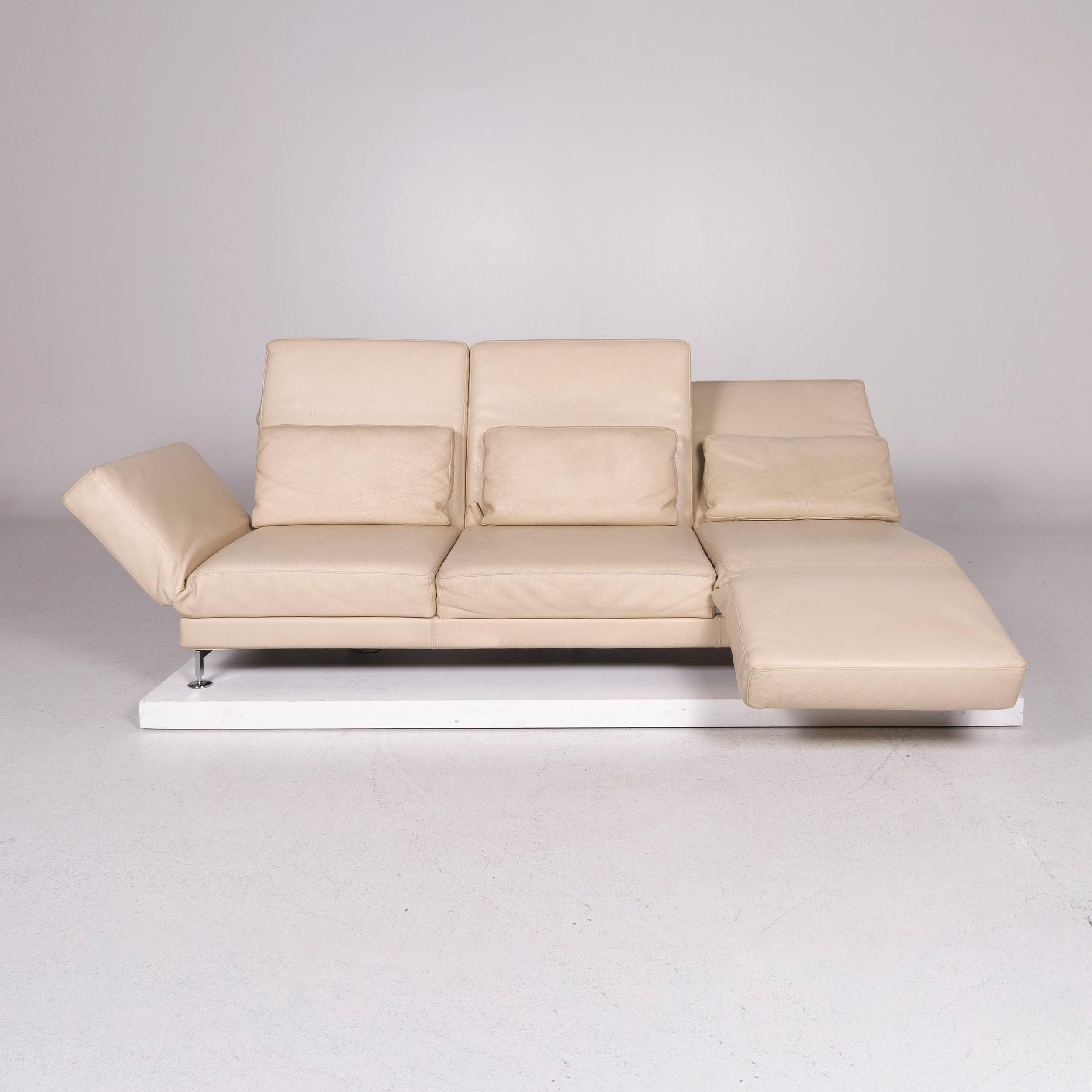 Modern Brühl & Sippold Moule Leather Sofa Beige Three-Seat Relax Function Couch For Sale