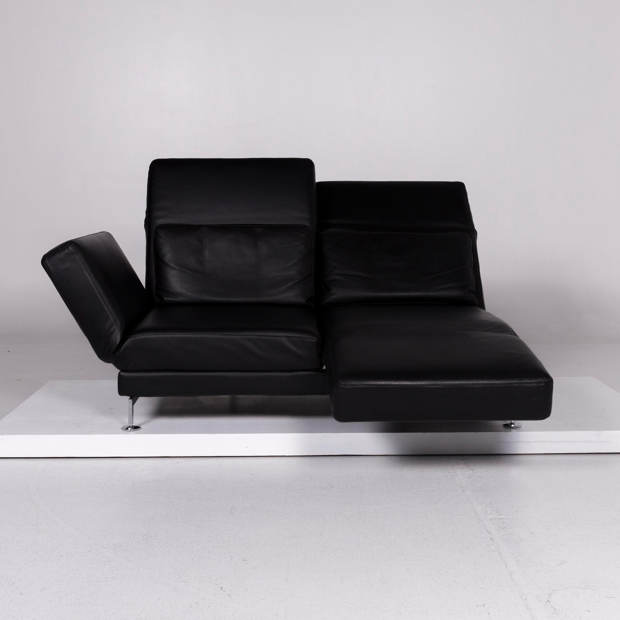 We bring to you a Brühl & Sippold Moule leather sofa black two-seat include function.

 
 Product measurements in centimeters:
 
Depth 96
Width 191
Height 105
Seat-height 42
Rest-height 41
Seat-depth 54
Seat-width 136
Back-height 63.