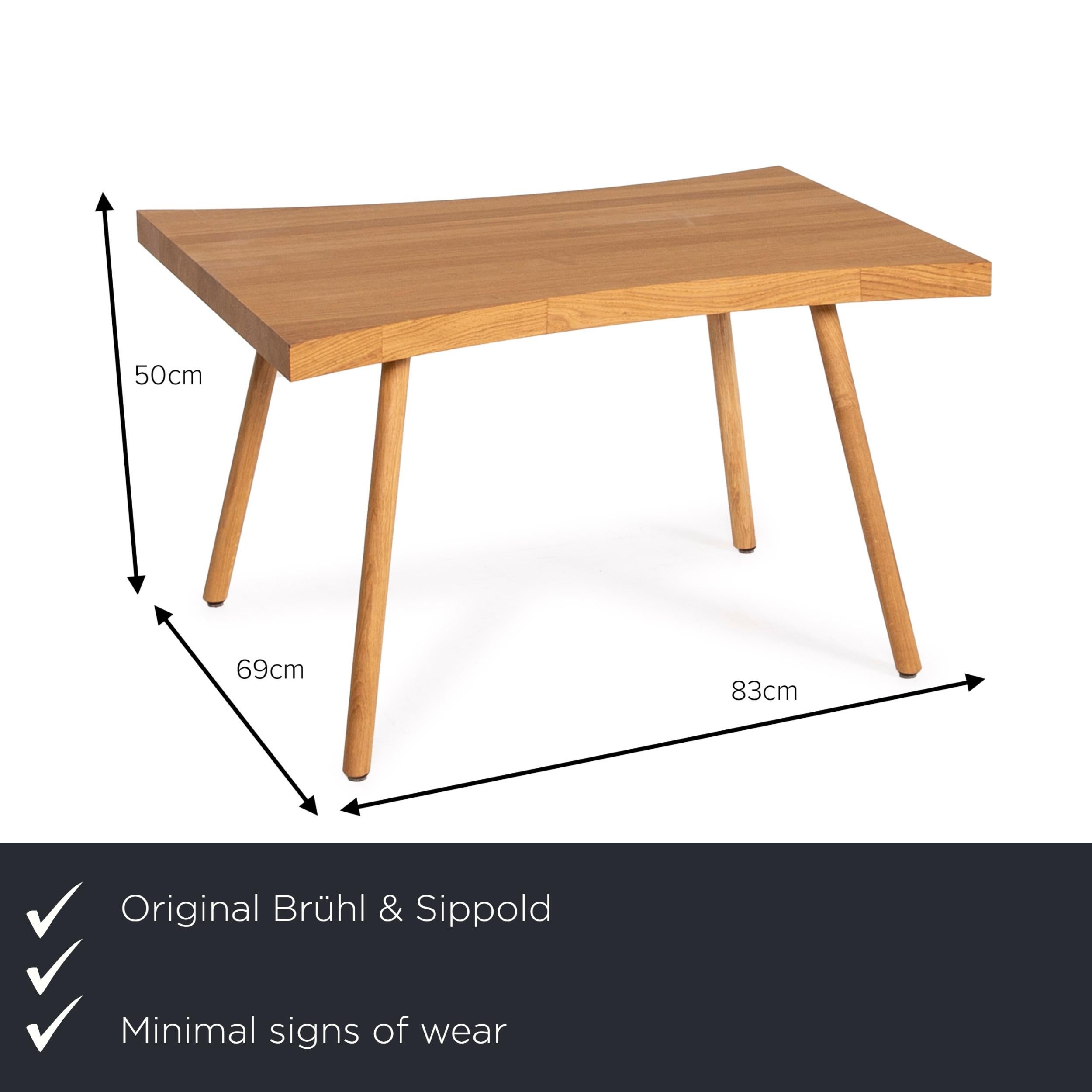 We present to you a Brühl & Sippold wood coffee table brown table.
 

 Product measurements in centimeters:
 

Depth: 69
 Width: 83
 Height: 50.





 