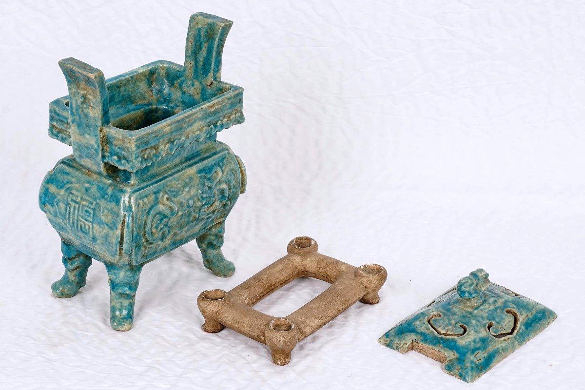Brule Parfum - China - Quing Dynasty - Glazed Porcelain Stoneware - Period: 19th In Excellent Condition For Sale In CRÉTEIL, FR