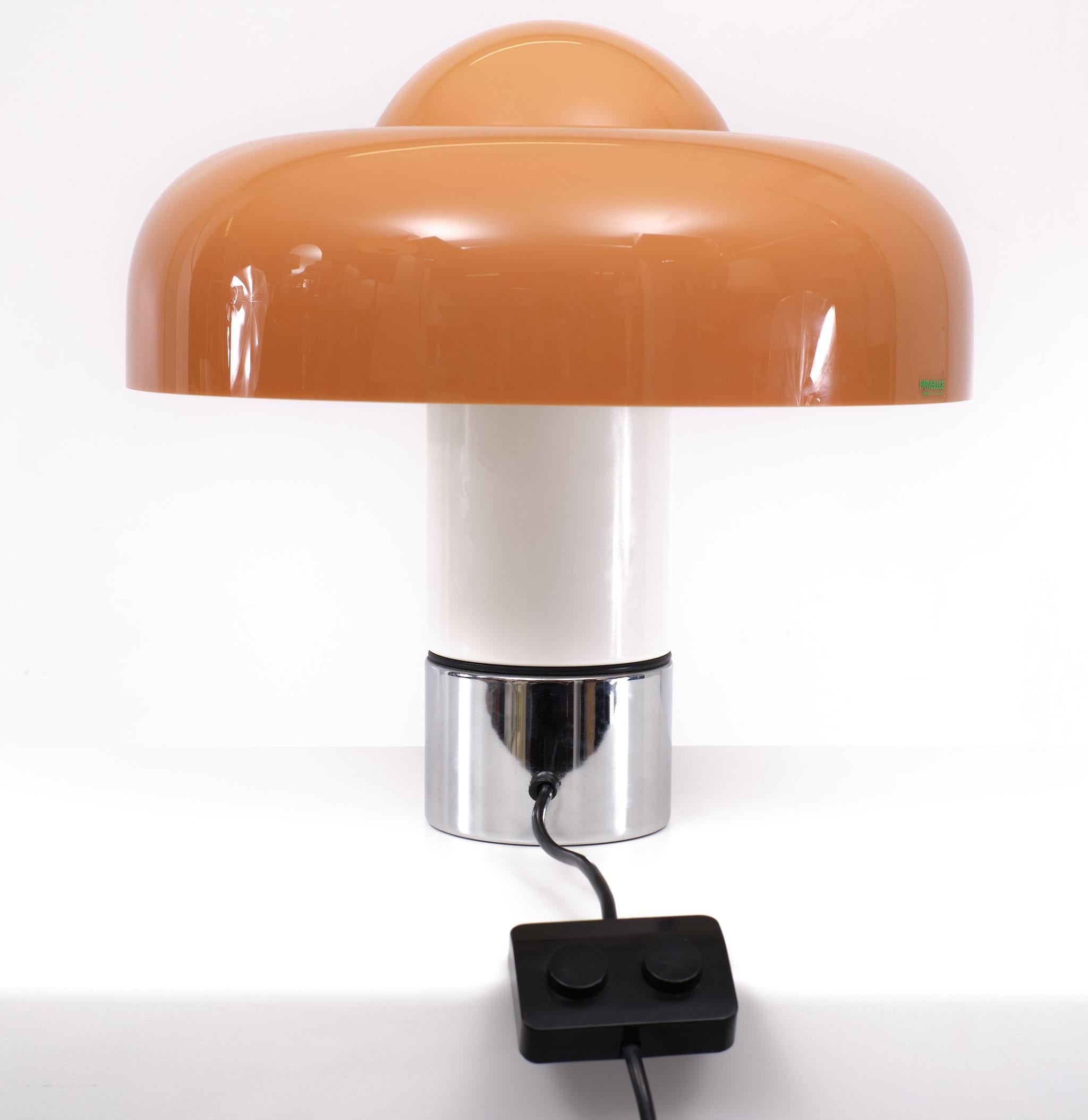 ‘Brumbry’ Table Lamp by Luigi Massoni for Harvey Guzzini    3