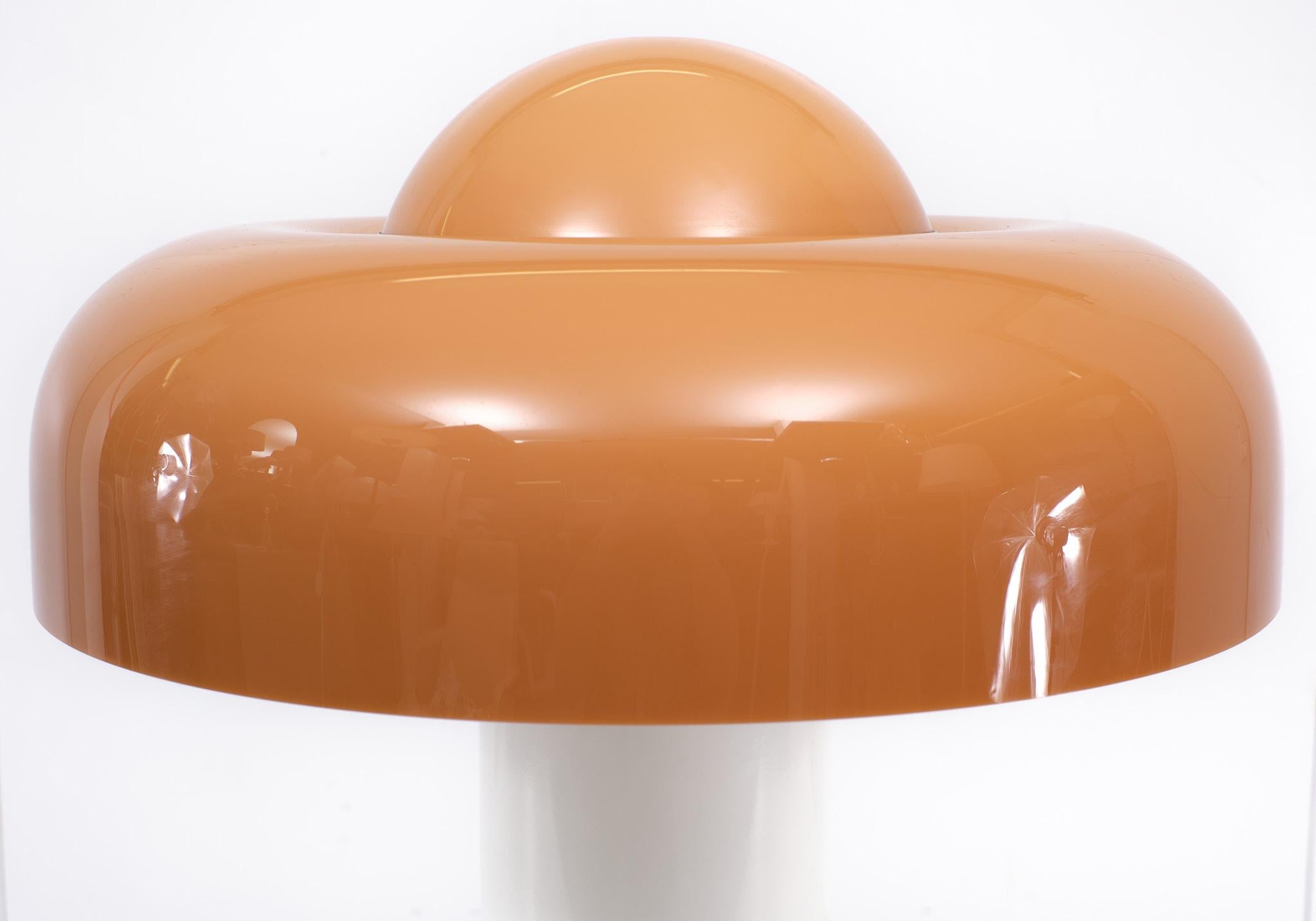 ‘Brumbry’ Table Lamp by Luigi Massoni for Harvey Guzzini    In Good Condition In Den Haag, NL