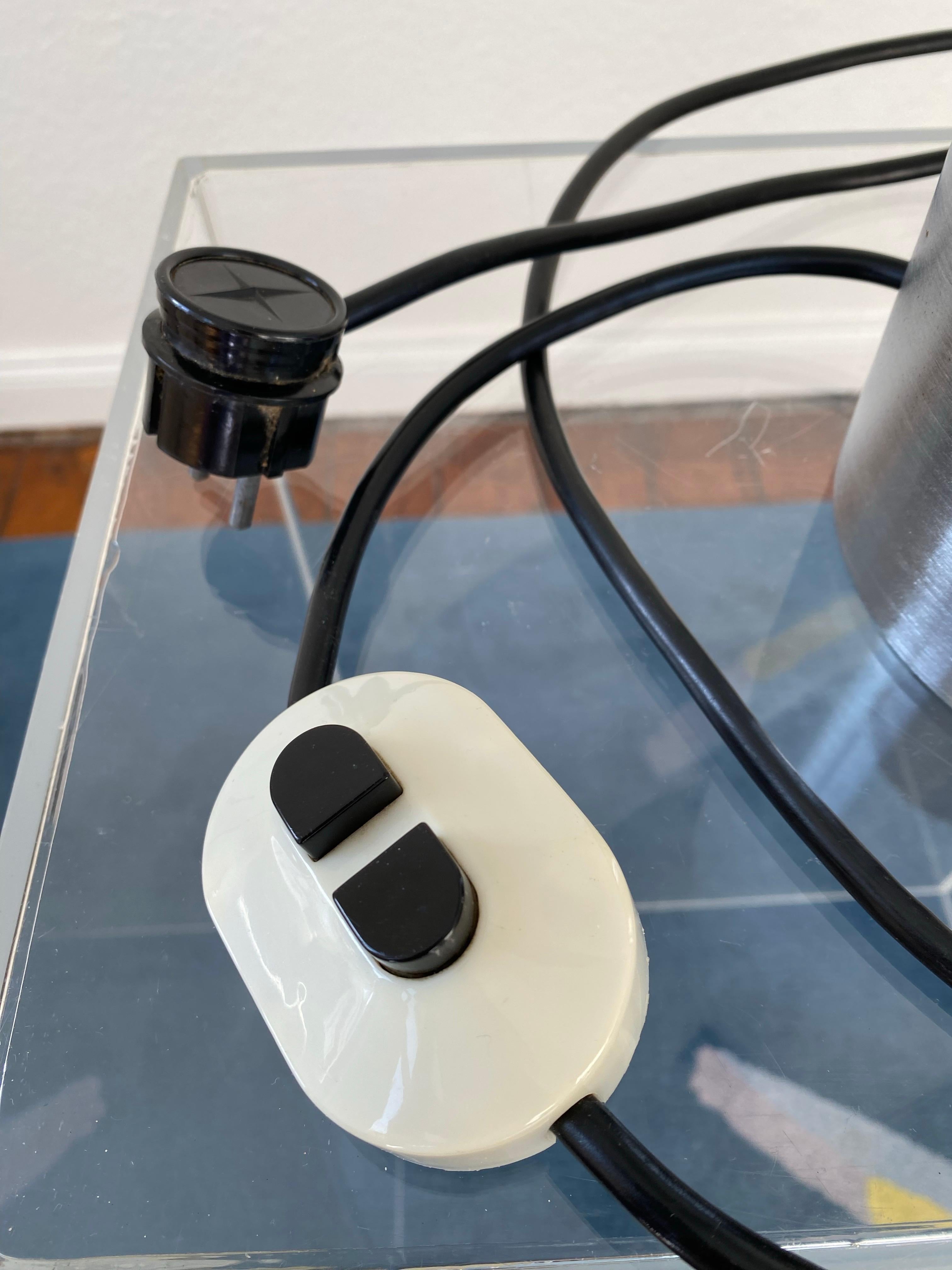 Brumbry Tablelamp from Luigi Massoni for Meblo/Harvey Guzzini 1970s Space Age 8