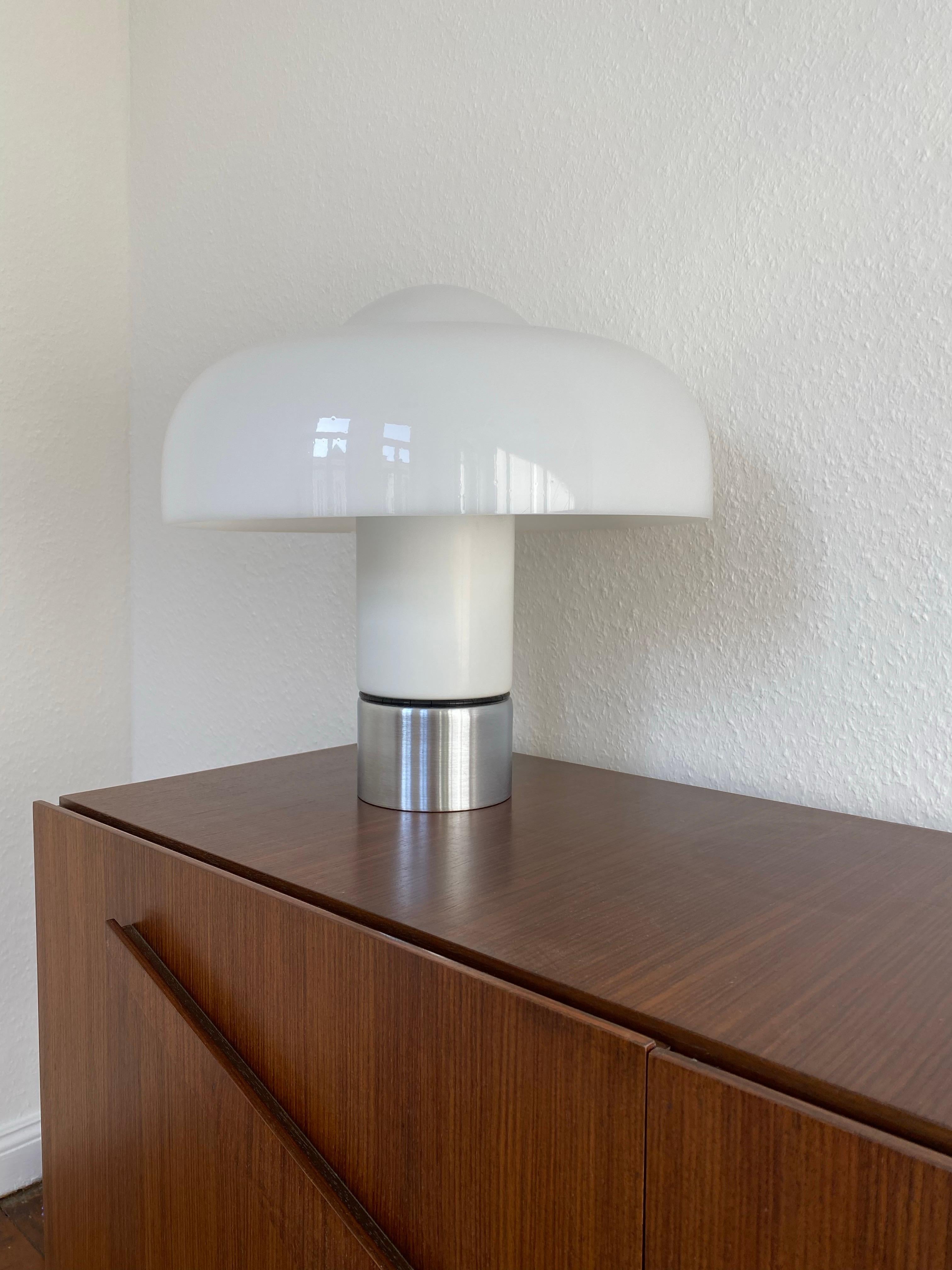 Lacquered Brumbry Tablelamp from Luigi Massoni for Meblo/Harvey Guzzini 1970s Space Age