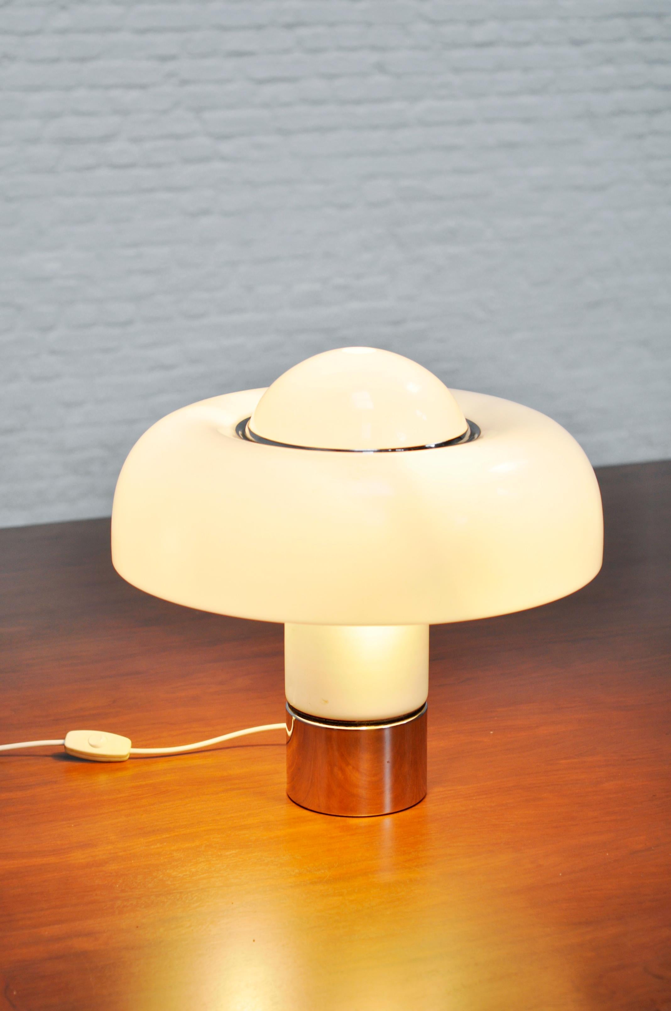 Mid-Century moderno Lampada da tavolo Brumbury Luigi Massoni per Harvey Guzzini Italia, anni '70 in vendita