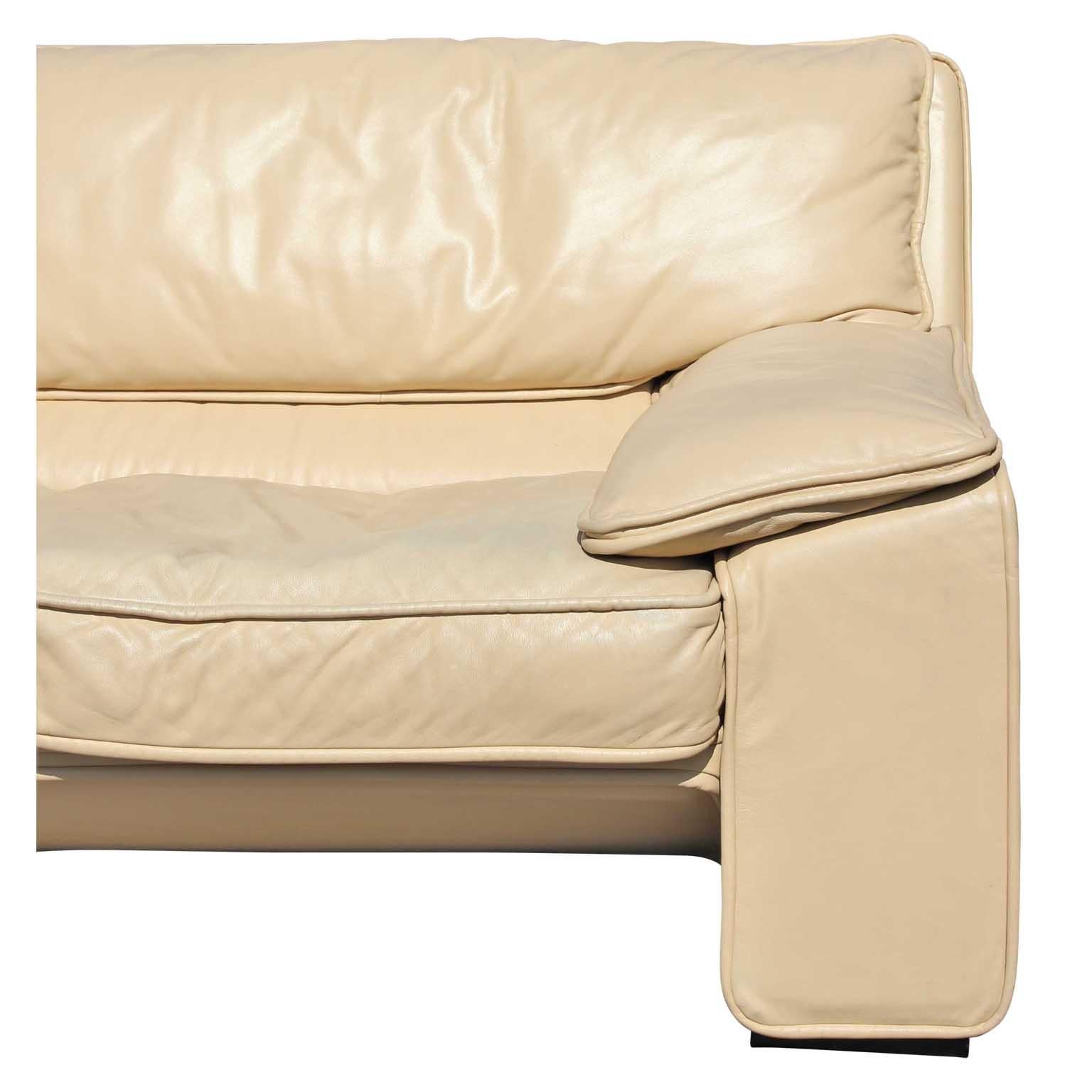 Post-Modern Brunati Italian Postmodern Cream Leather Three-Seat Sofa