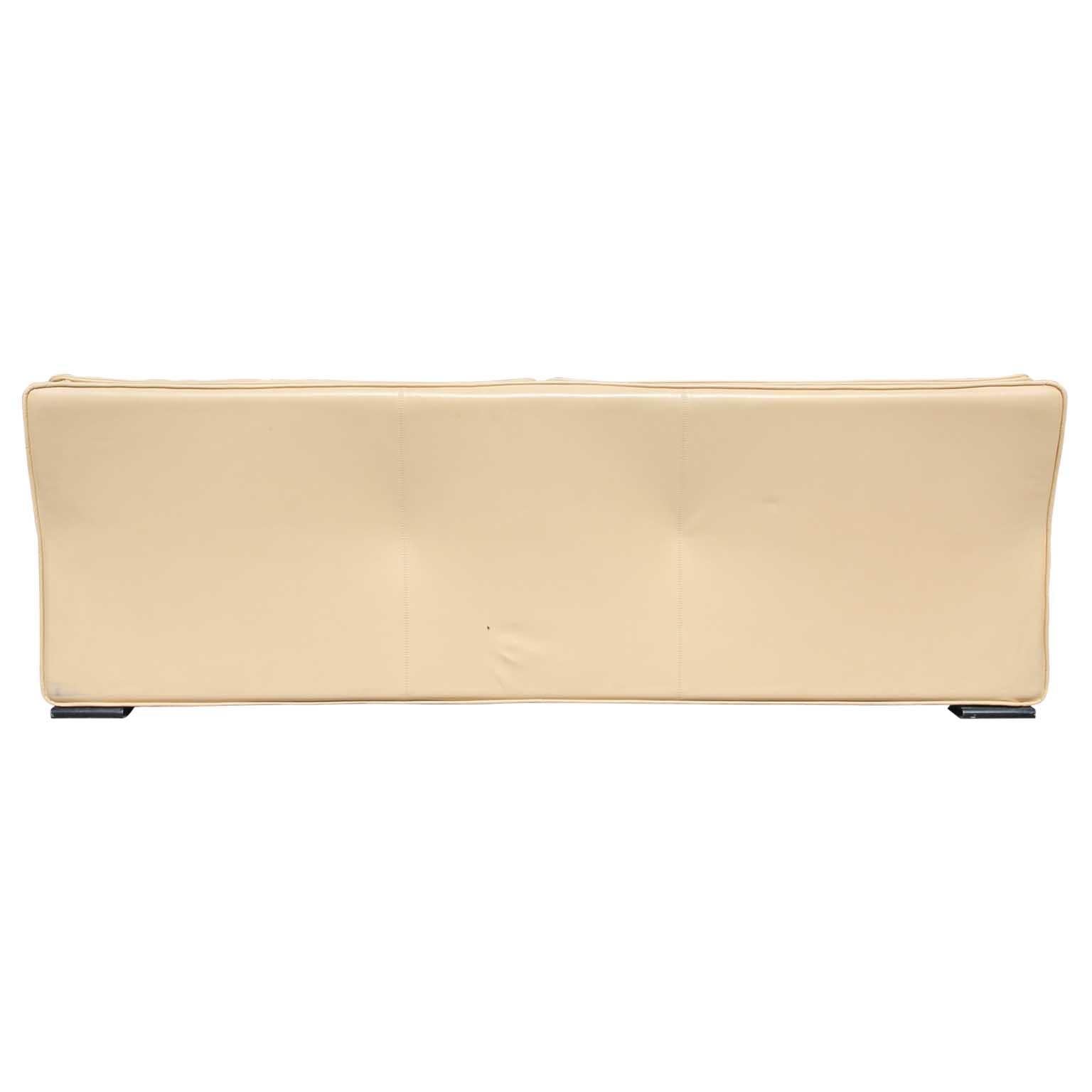 Brunati Italian Postmodern Cream Leather Three-Seat Sofa In Good Condition In Houston, TX