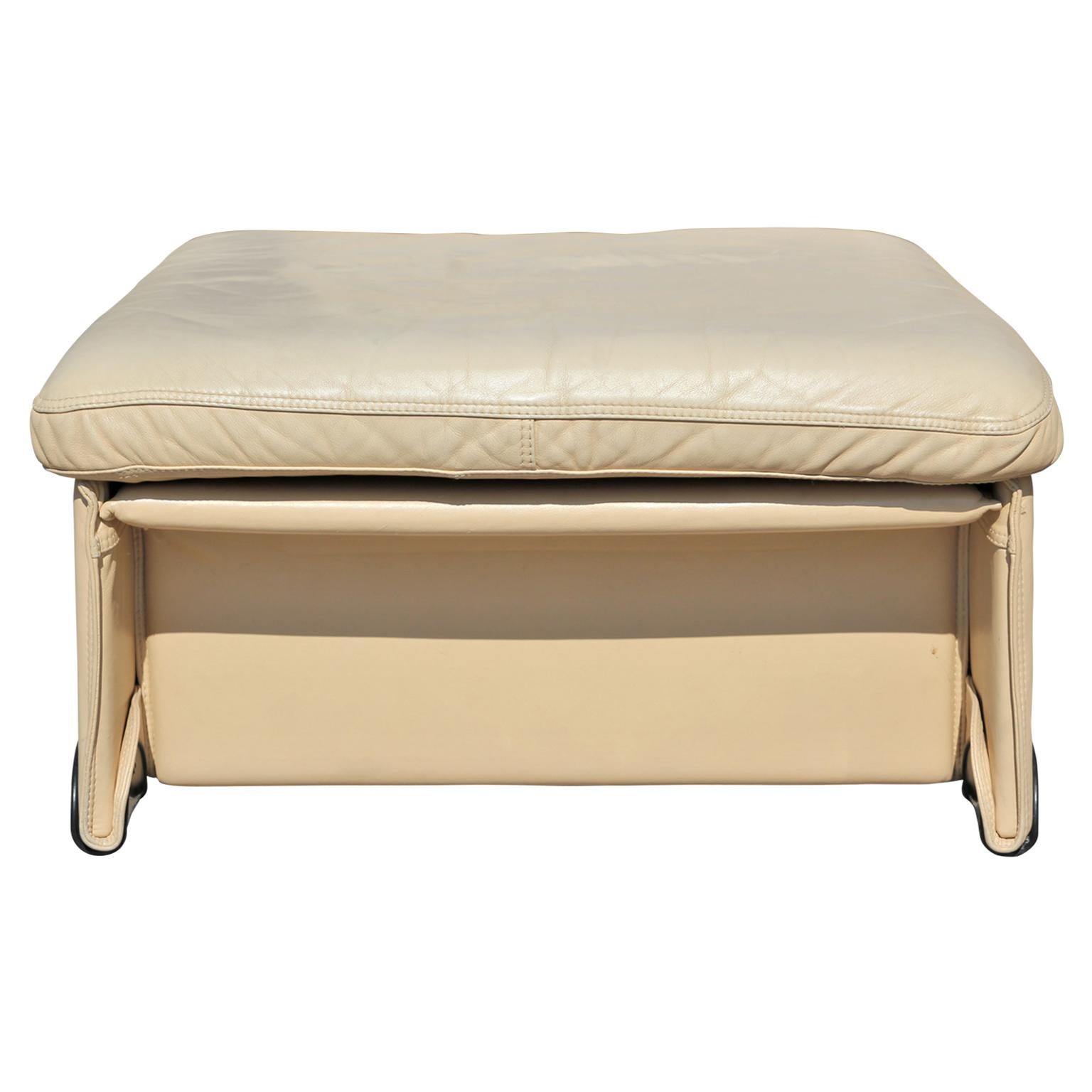 Late 20th Century Brunati Postmodern Italian Cream Leather Lounge Chair and Ottoman