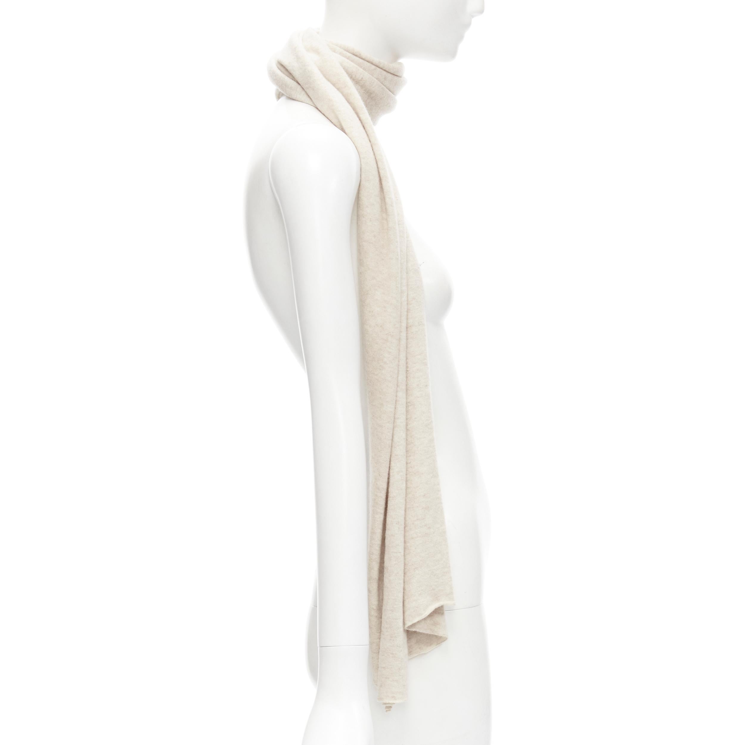 BRUNELLO CUCINELLI 100% cashmere beige rolled edges scarf In Good Condition For Sale In Hong Kong, NT