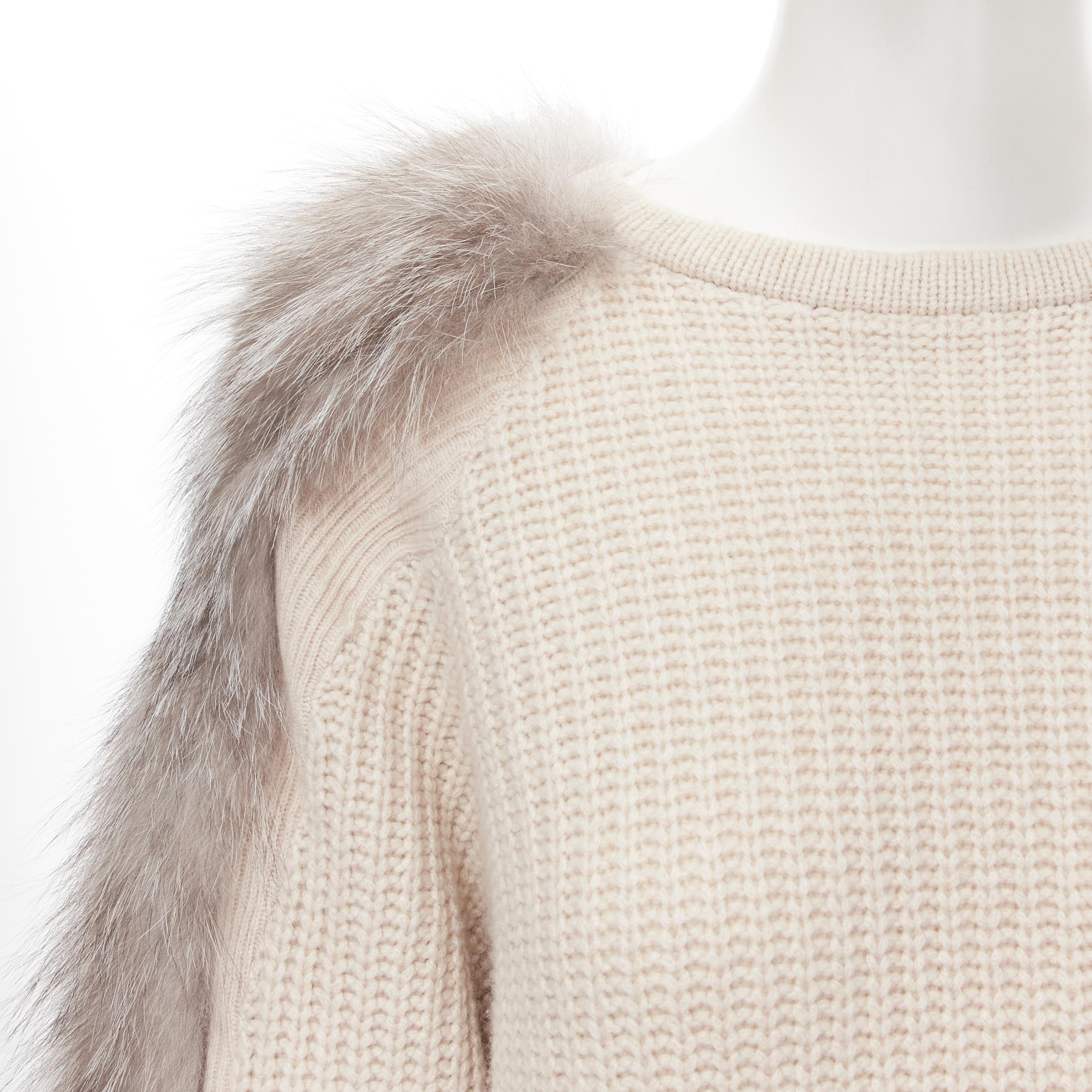 BRUNELLO CUCINELLI beige 100% cashmere grey fox fur sleeve waffle knit pullover  In Excellent Condition For Sale In Hong Kong, NT